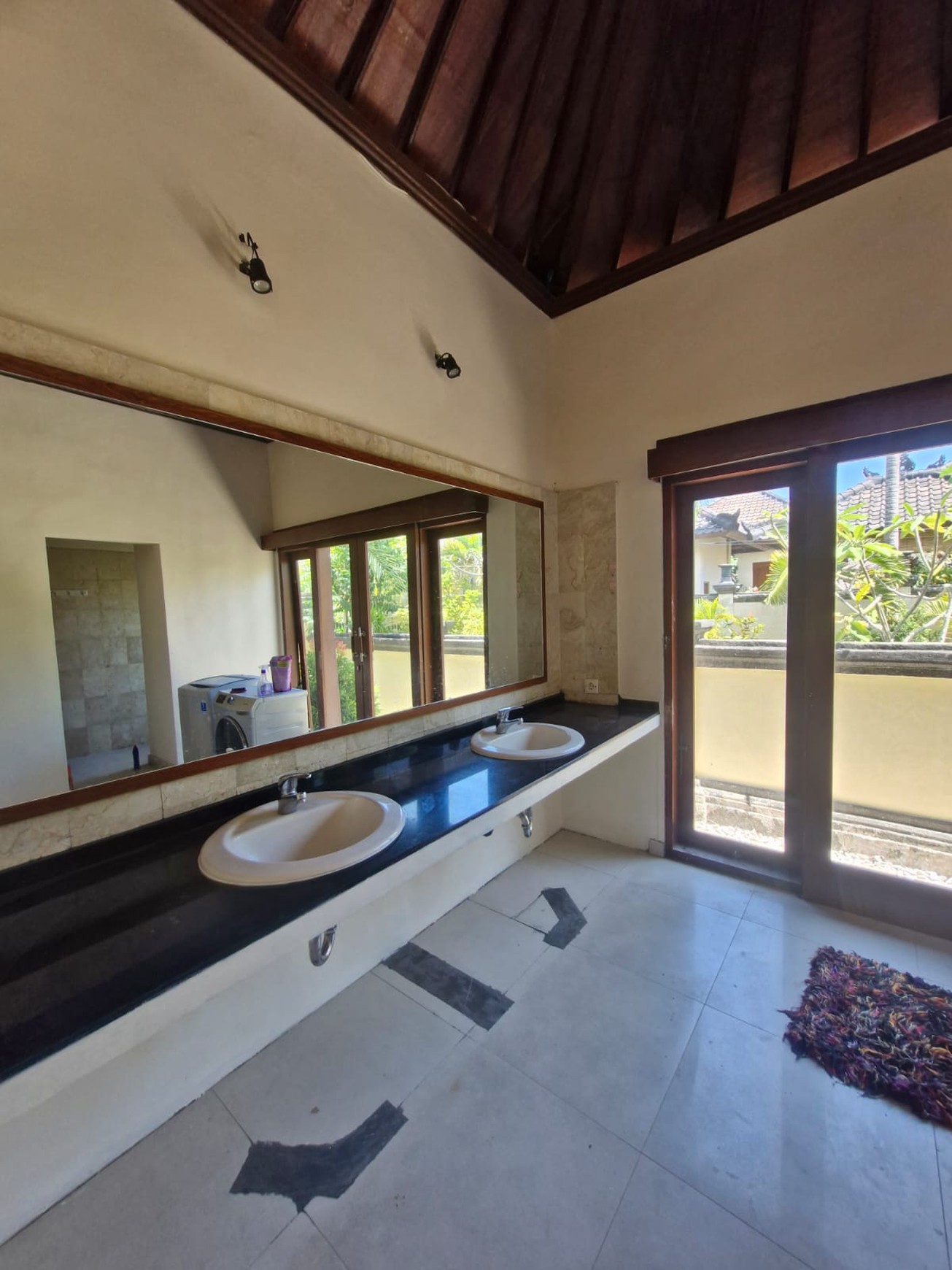 Villa For Sale Near Melasti Beach, Ungasan