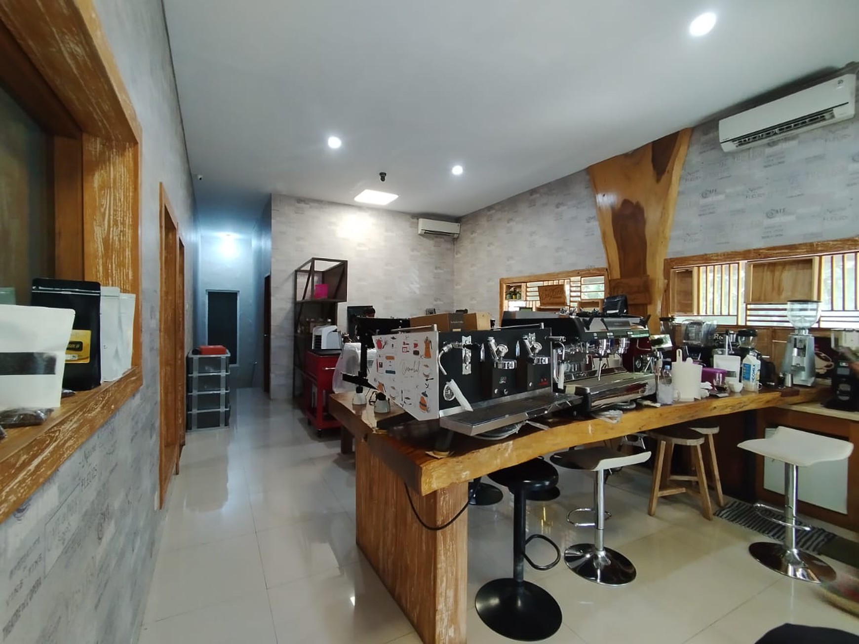 Ruko 2 lantai Di Jalan Wahidin Sudirohusodo, Mlati, Sleman