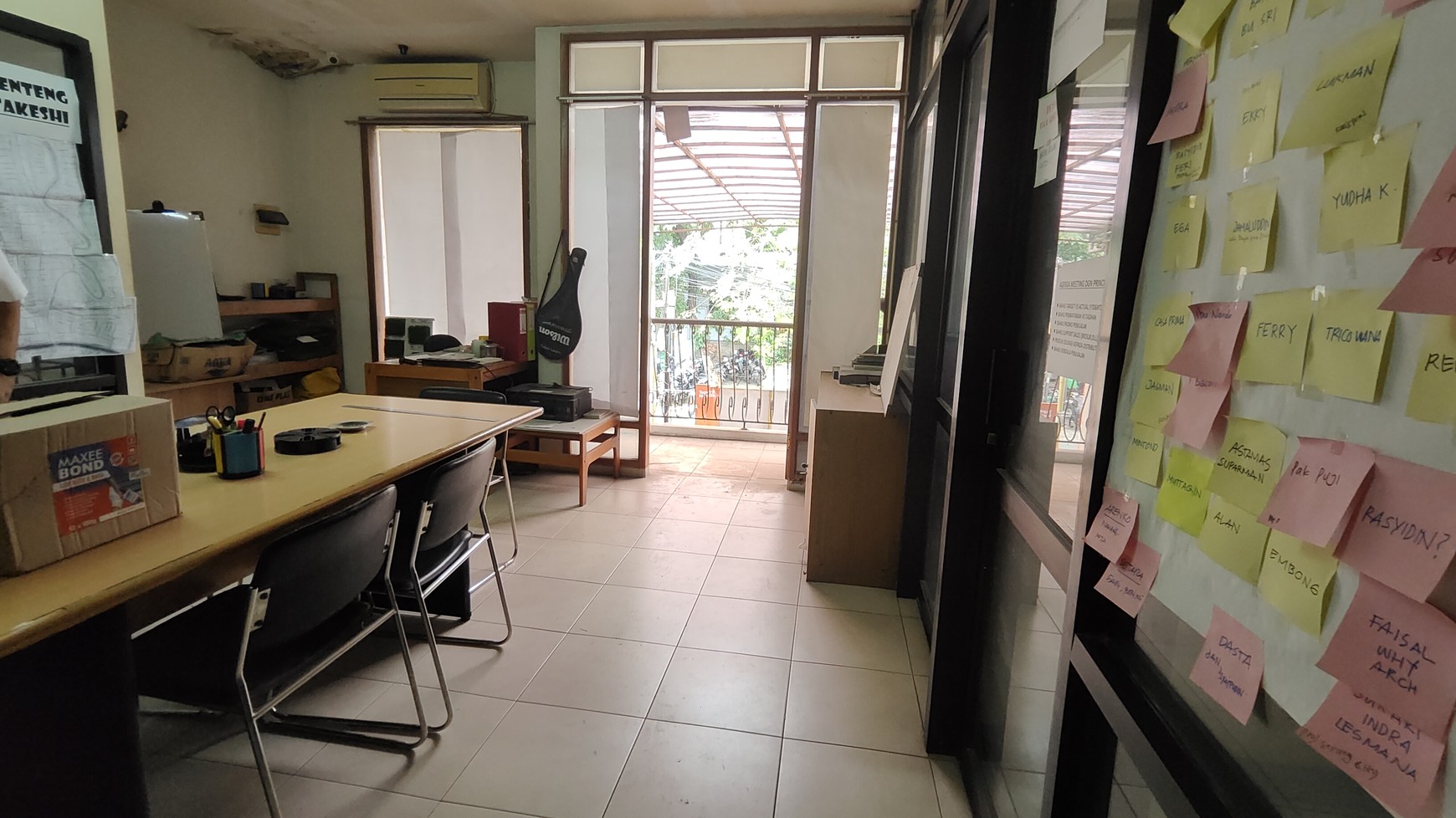 Rumah/Ruko Disewakan Lokasi Strategis, Akses Jalan Besar 2 Mobil di Tebet Barat Dalam - Jakarta Selatan