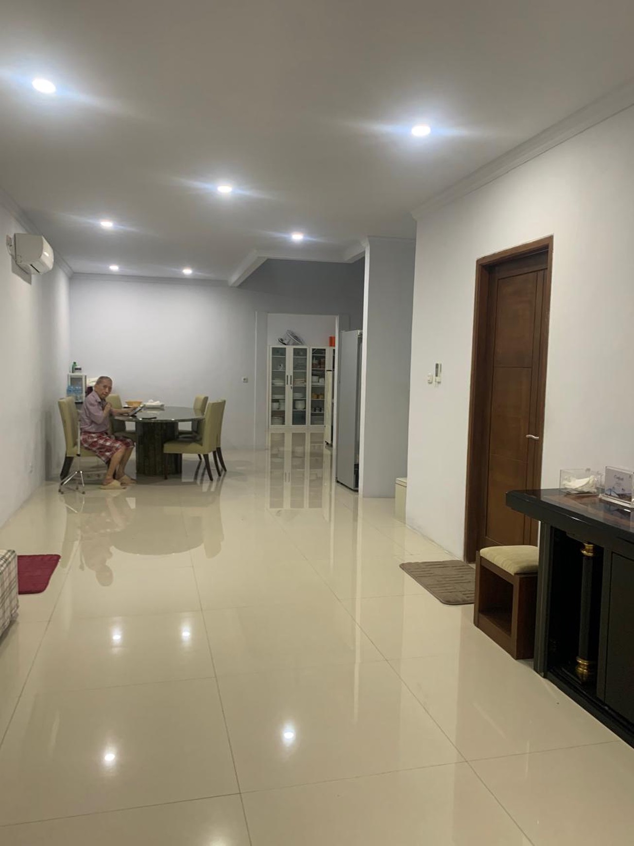Rumah 2 Lantai di Sutera Kirana Alam Sutera