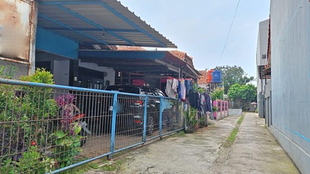 Rumah hitung tanah di Pinggir Jl Utama KSU, Tirtajaya Depok