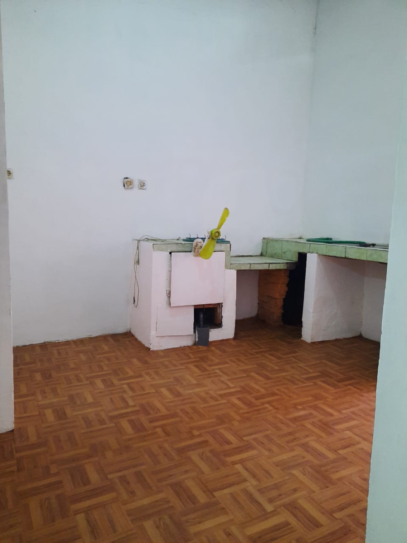 Perumahan Graha Kota, Siap Huni Dengan 2 Kamar Tidur Dan 1 Kamar Mandi Dengan Harga Murah