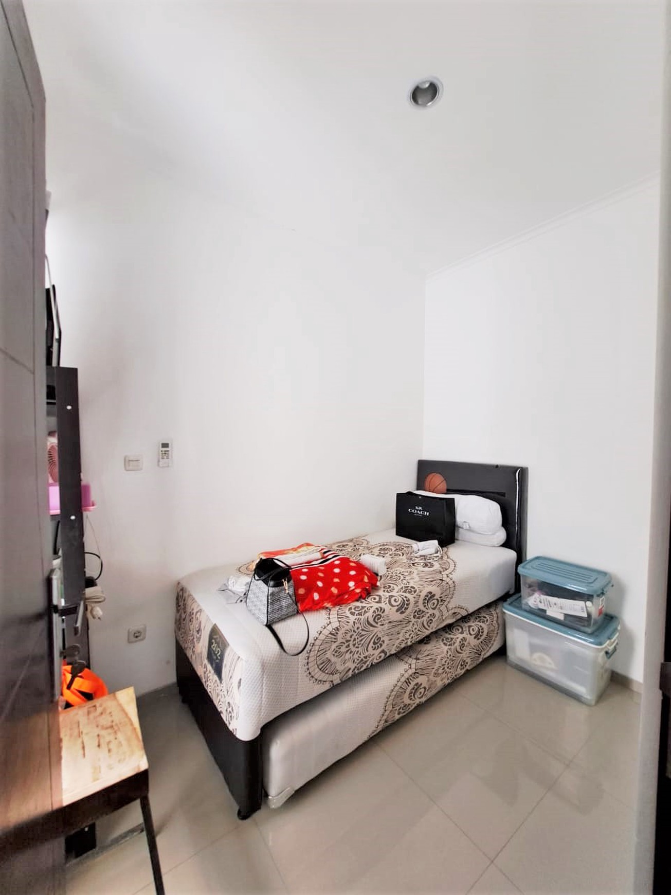 Rumah 2 Lantai di Cluster The Oasis Bintaro, Pondok Kacang Barat, Pondok Aren