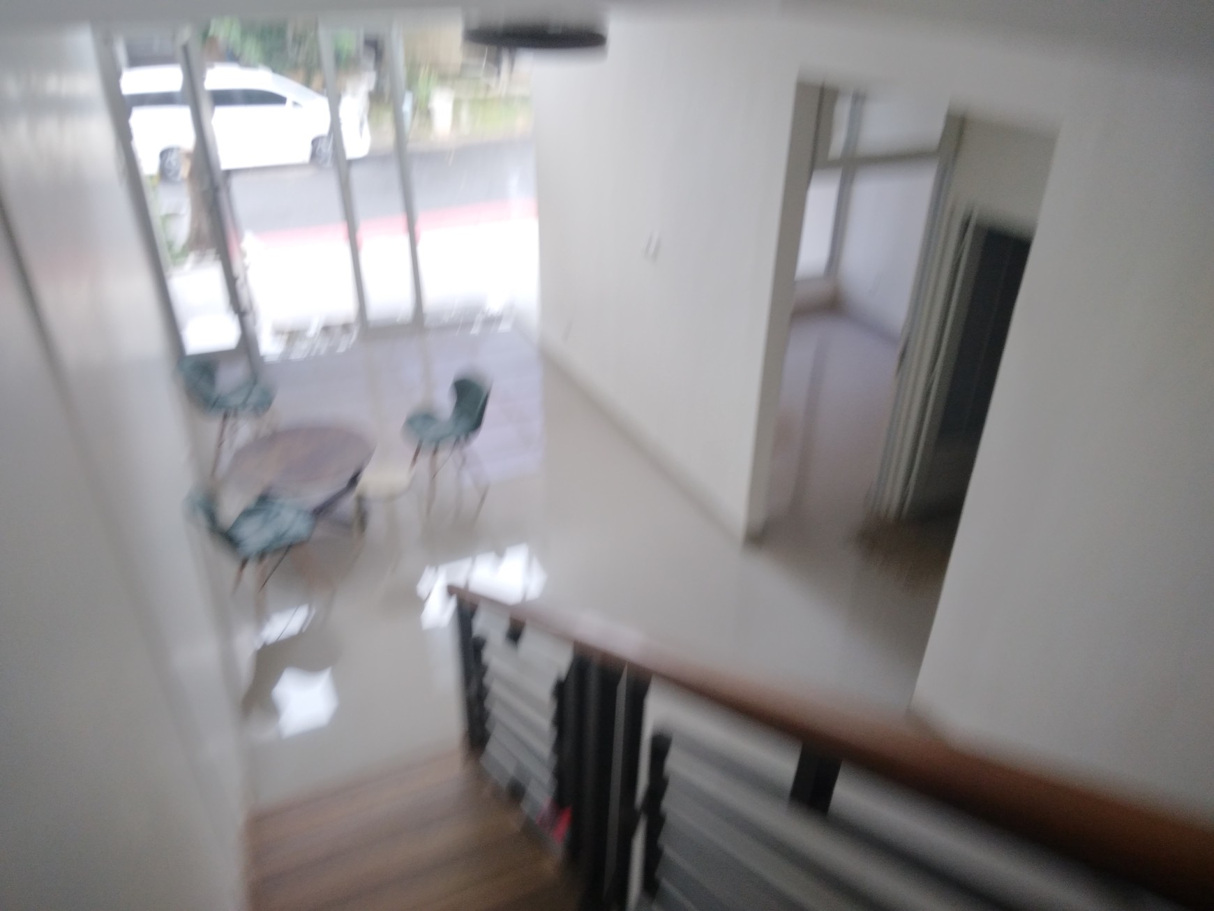 RUMAH CANTIK 2 LANTAI  SIAP HUNI DI CITRA GRAND CIBUBUR DALAM CLUSTER