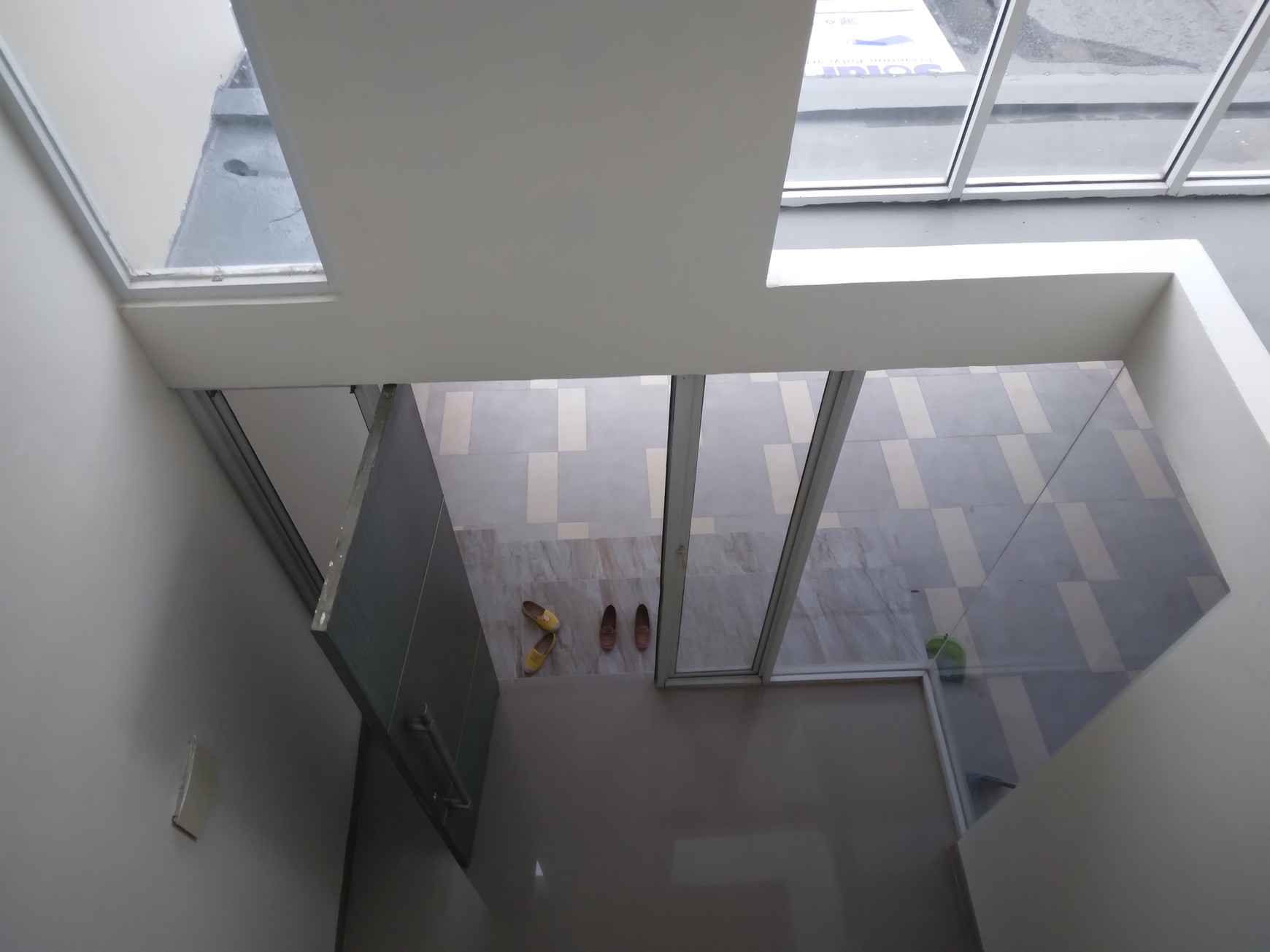 RUMAH CANTIK 2 LANTAI  SIAP HUNI DI CITRA GRAND CIBUBUR DALAM CLUSTER