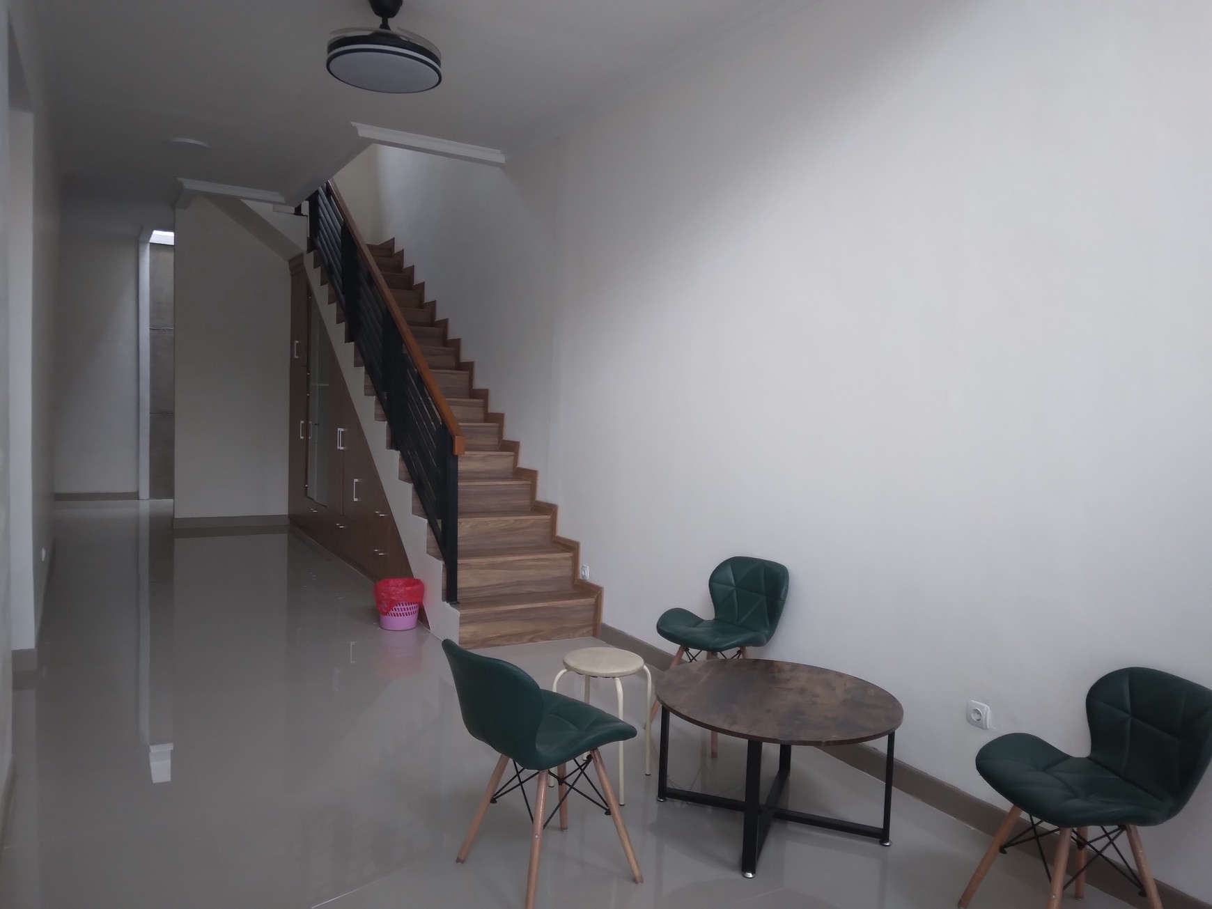 RUMAH CANTIK 2 LANTAI  SIAP HUNI DI CITRA GRAND CIBUBUR DALAM CLUSTER