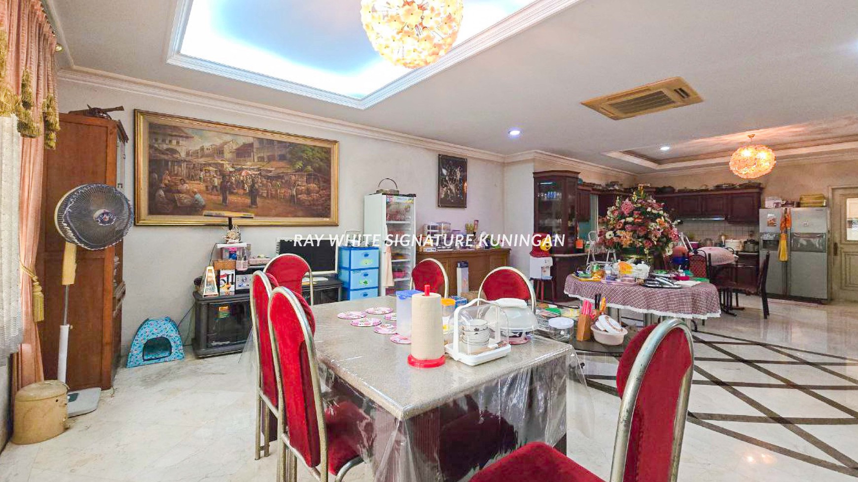 Rumah Mewah Posisi Hook Jl Denpasar II Lokasi Prime