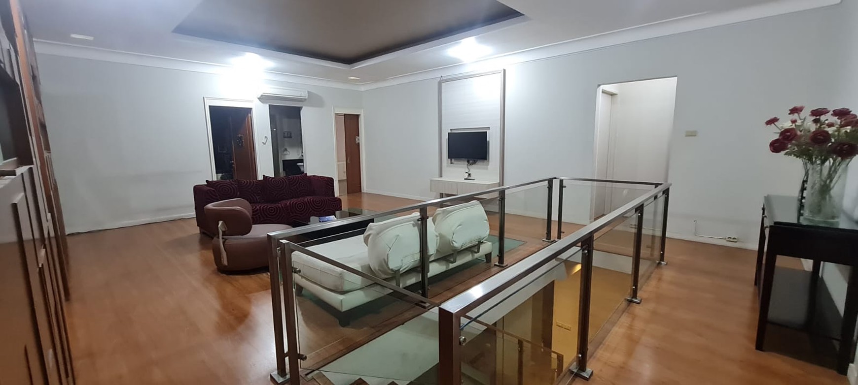 Dijual Rumah Tinggal Lokasi Bagus dan Strategis di Kebayoran Baru, Jakarta Selatan 