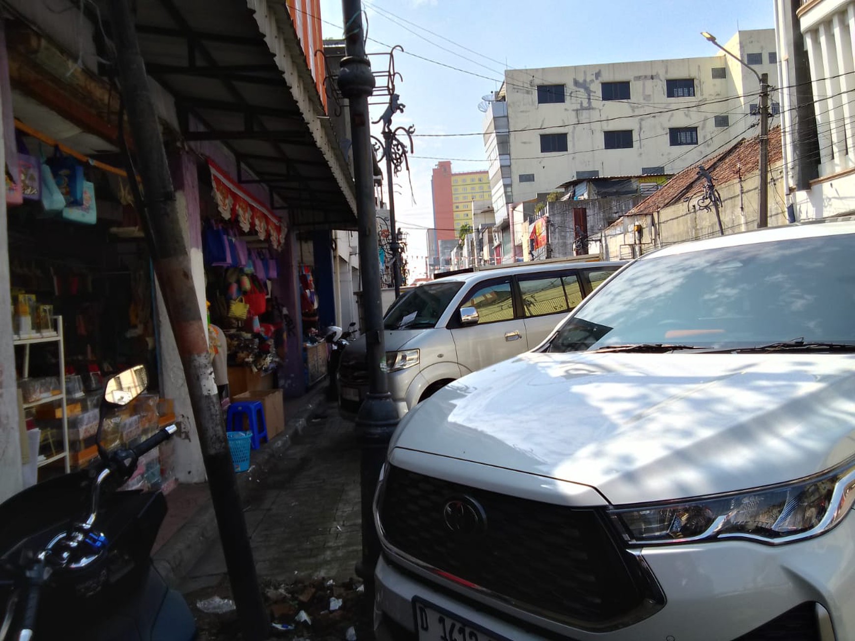 Ruko Strategis di Cibadak Tengah Kota Bandung