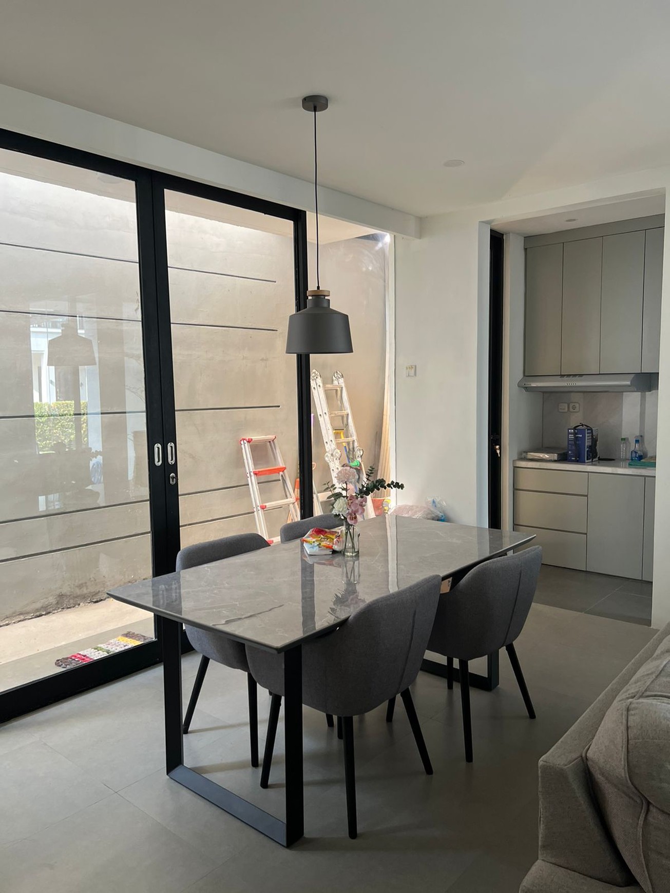 Rumah Dijual Royal Park Lidah Kulon Surabaya