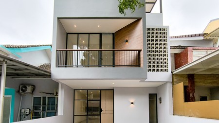 Rumah Bagus Siap Huni Asri di Mahagoni Park, Graha Bintaro, Bintaro Jaya