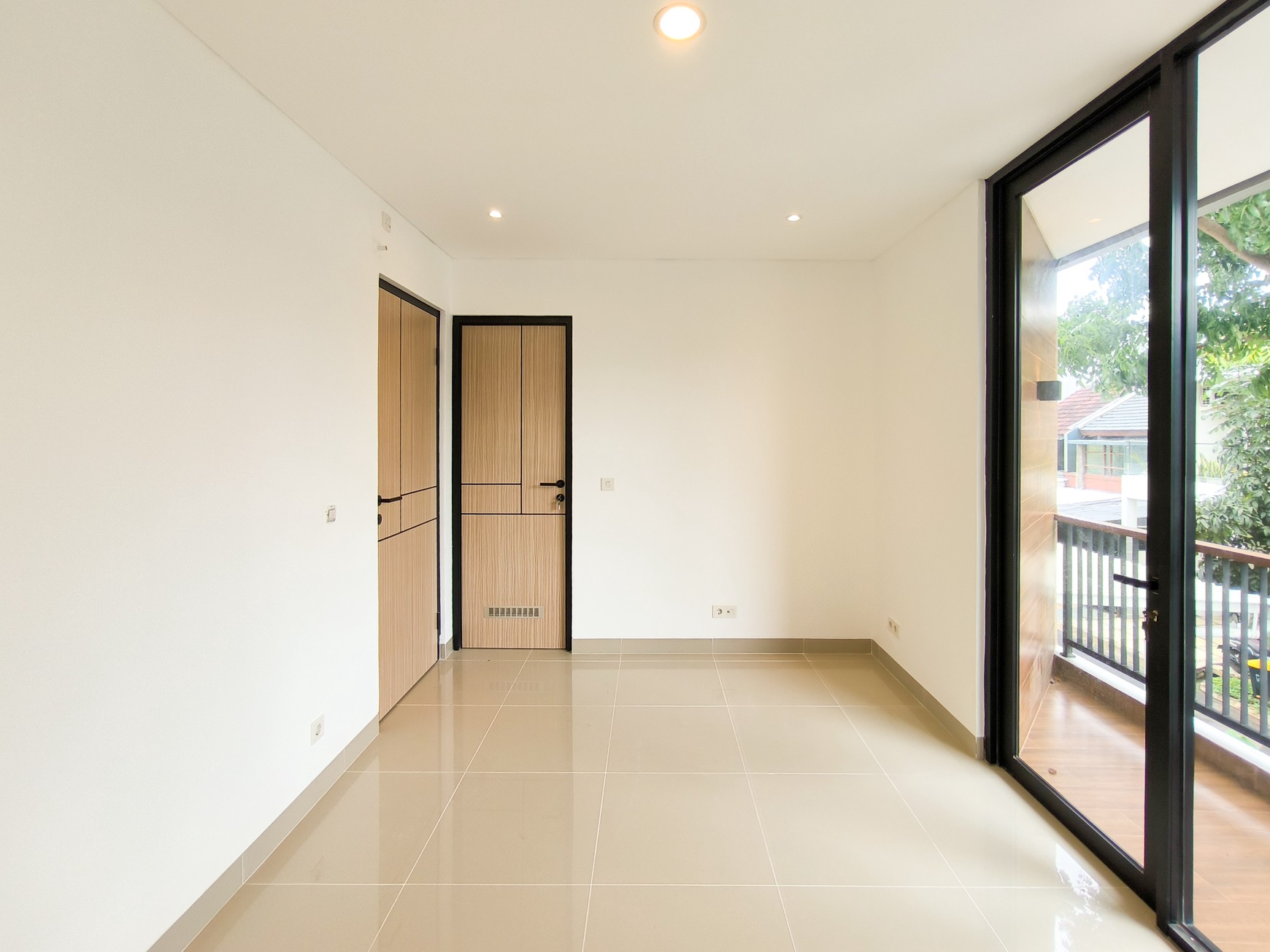 Rumah Bagus Siap Huni Asri di Mahagoni Park, Graha Bintaro, Bintaro Jaya