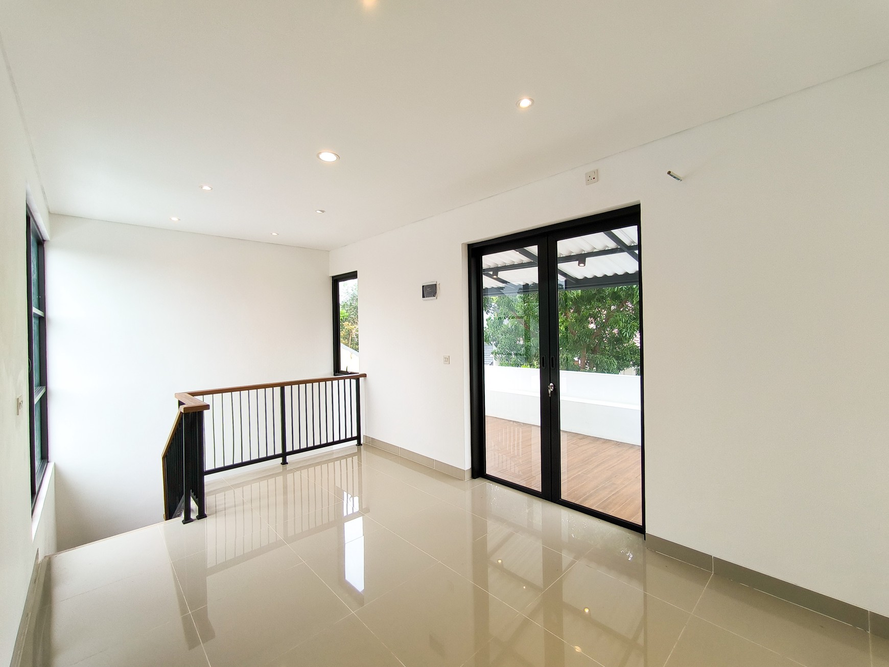 Rumah Bagus Siap Huni Asri di Mahagoni Park, Graha Bintaro, Bintaro Jaya