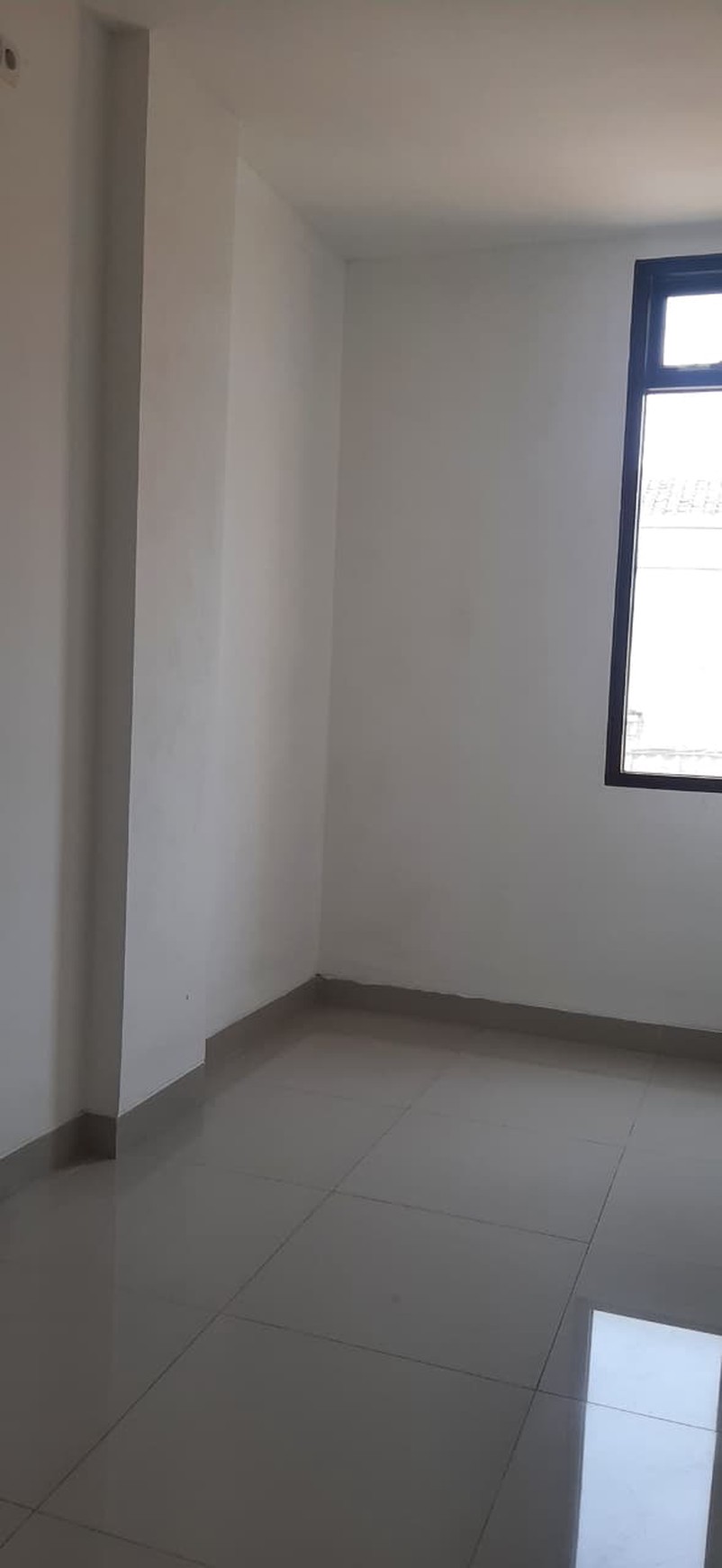 Rumah Brand New Minimalis siap huni di Jakarta Selatan