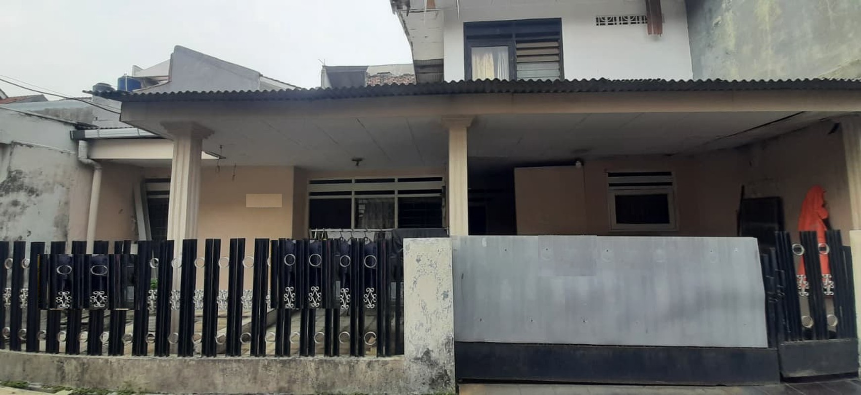 Rumah Asri Dalam Komplek Diarea Kampung Utan Ciputat.