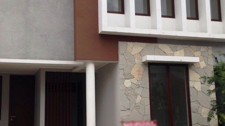 Rumah Bagus Di Discovery Conserva, Bintaro Jaya Sektor 9