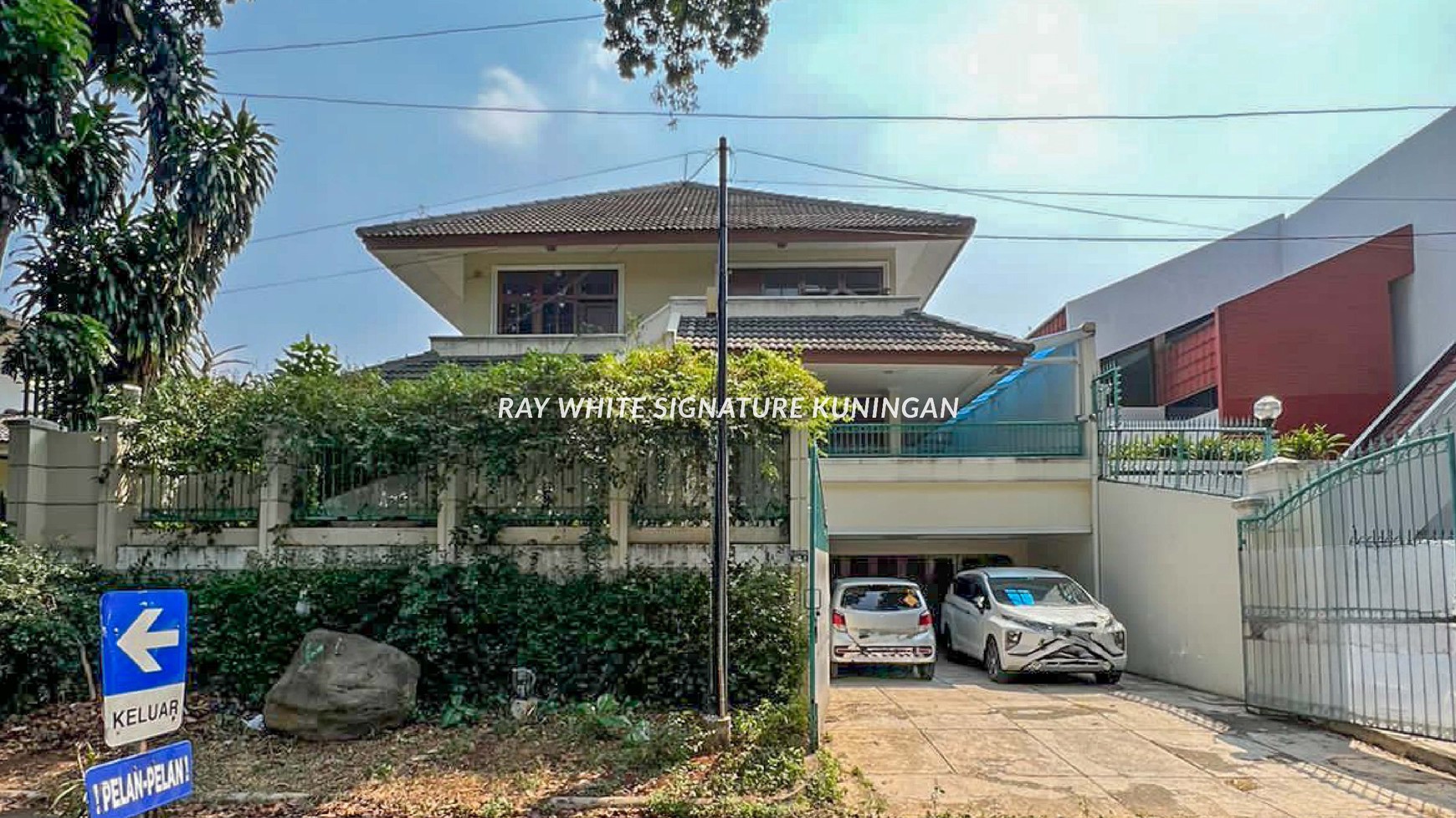 Rumah Bangunan Lama di Jl Duta Permai Pondok Indah
