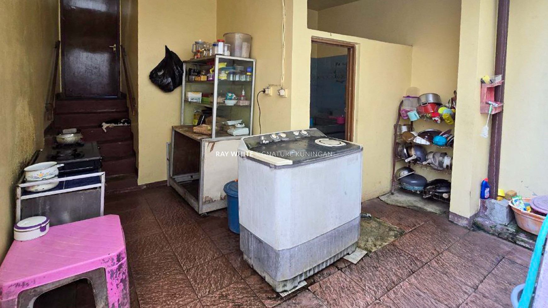 Rumah Lama di Area Prime di Taman Pakubuwono