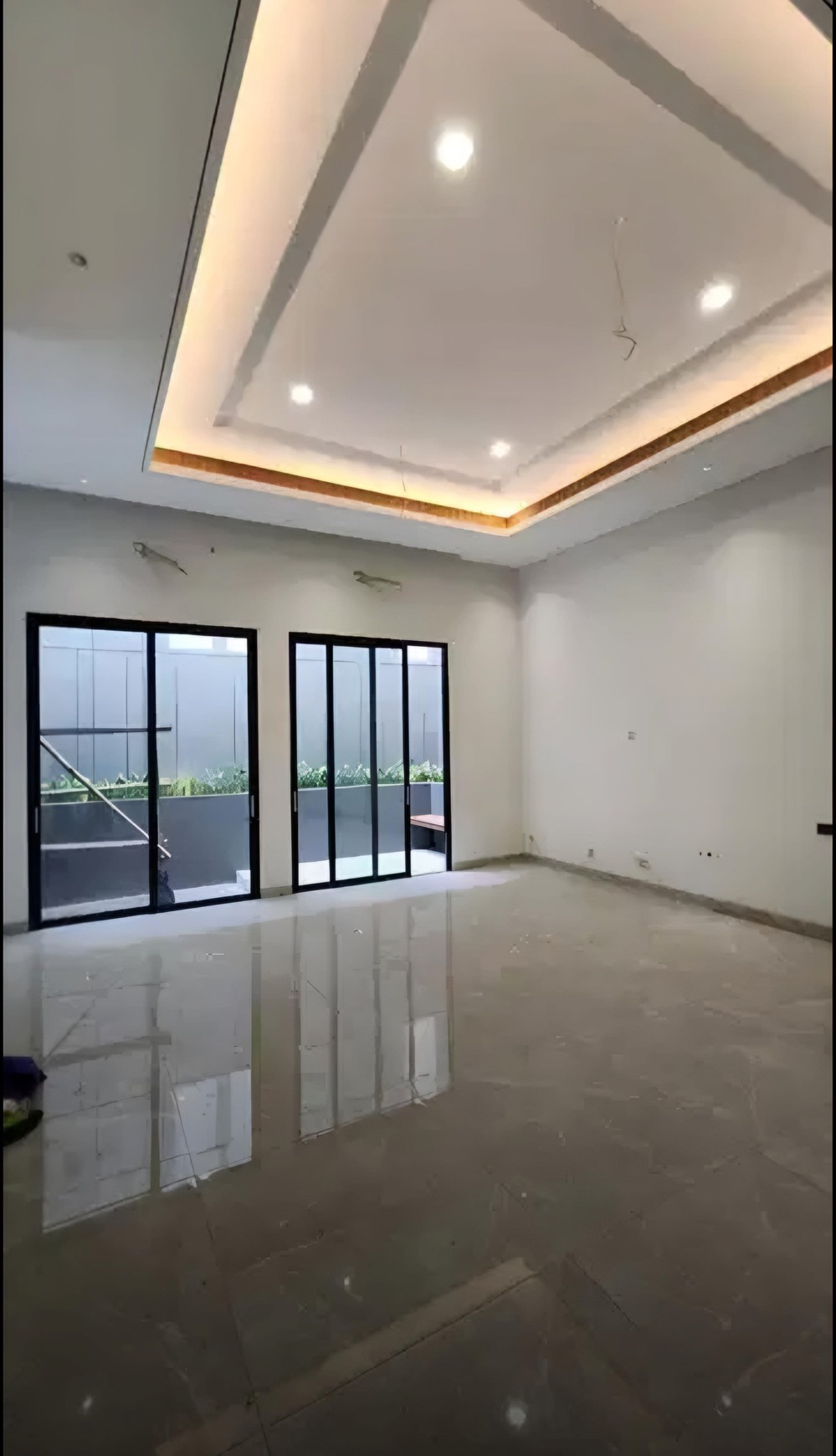 Dijual Rumah Baru Mewah Citraland Cluster Somerset Surabaya