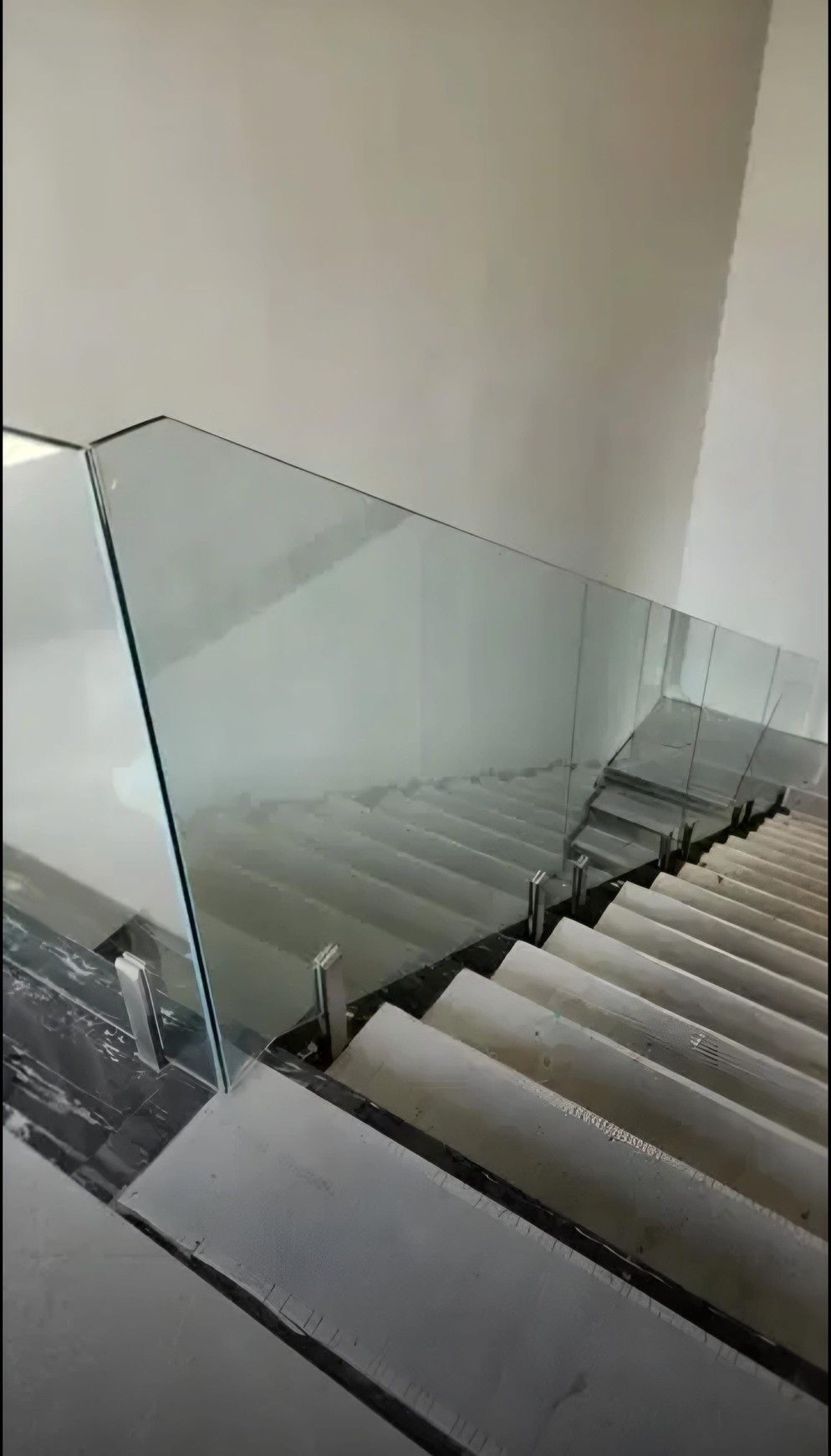 Dijual Rumah Baru Mewah Citraland Cluster Somerset Surabaya