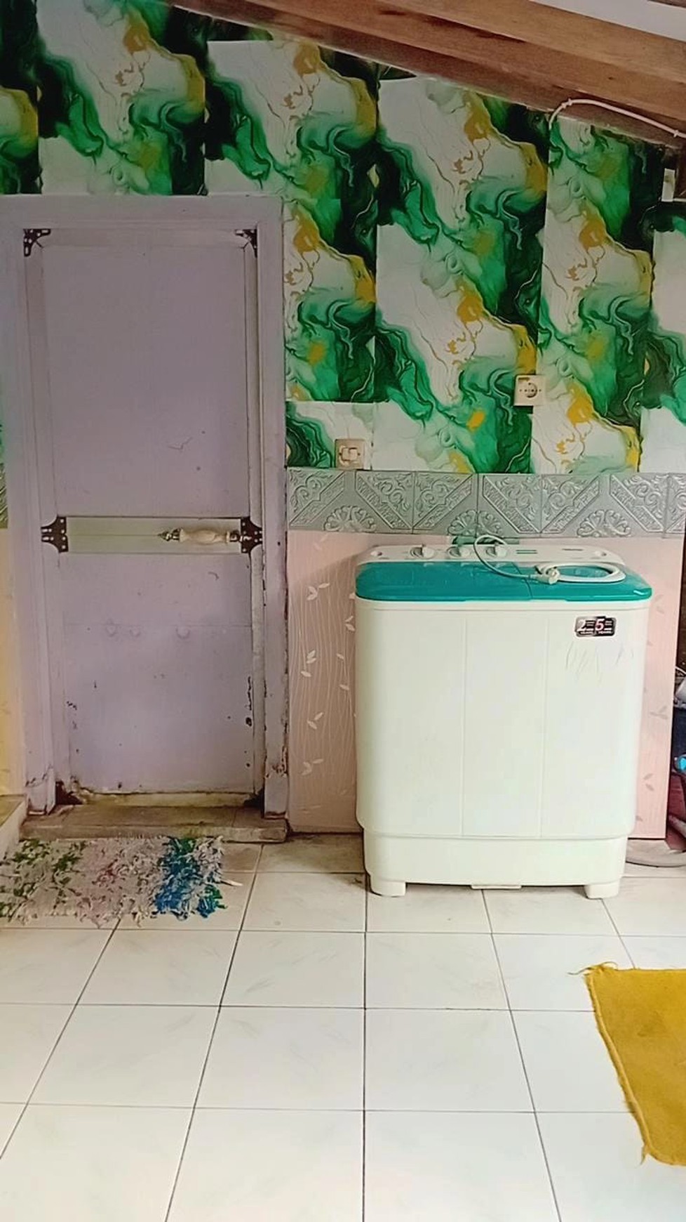 RUMAH TINGGAL DI SINGOSAREN, WONOSARI,  IMOGIRI, BANTUL