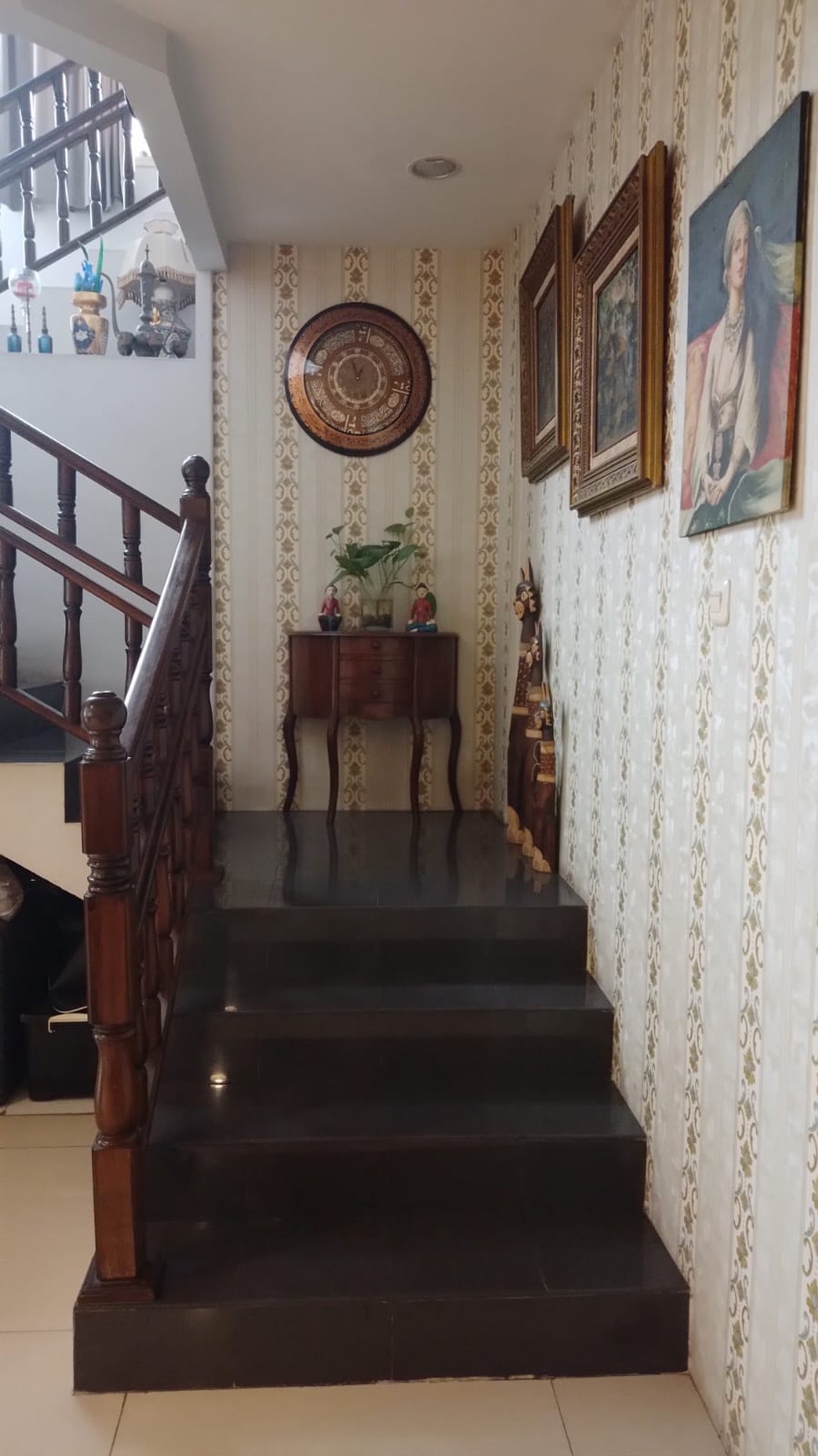 Rumah Hook Siap Huni dengan Lokasi Strategis dan Hunian Nyaman @Bintaro
