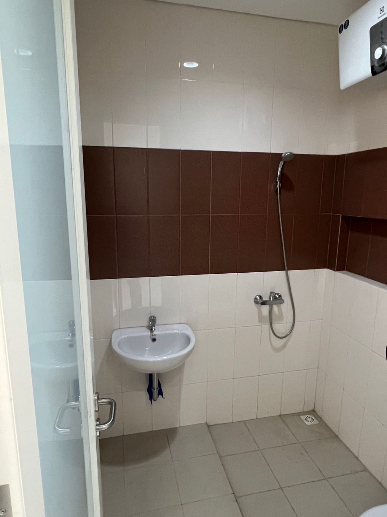 Dijual Rumah Hayam Wuruk Regency Kota Probolinggo Jawa Timur - Modern Minimalis 2 Lantai Spesial 4 Kamar Tidur