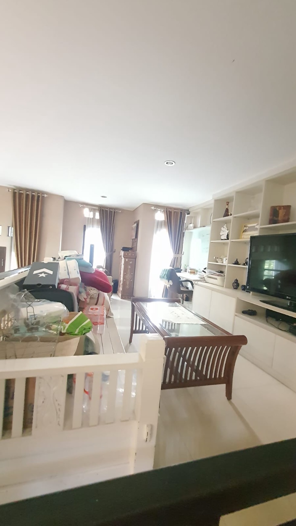 Rumah 2 Lantai Siap Huni dengan Hunian Nyaman dan Asri di Lengkapi dengan KT 3+1 dan KM 3+1 @Bintaro Sektor 9