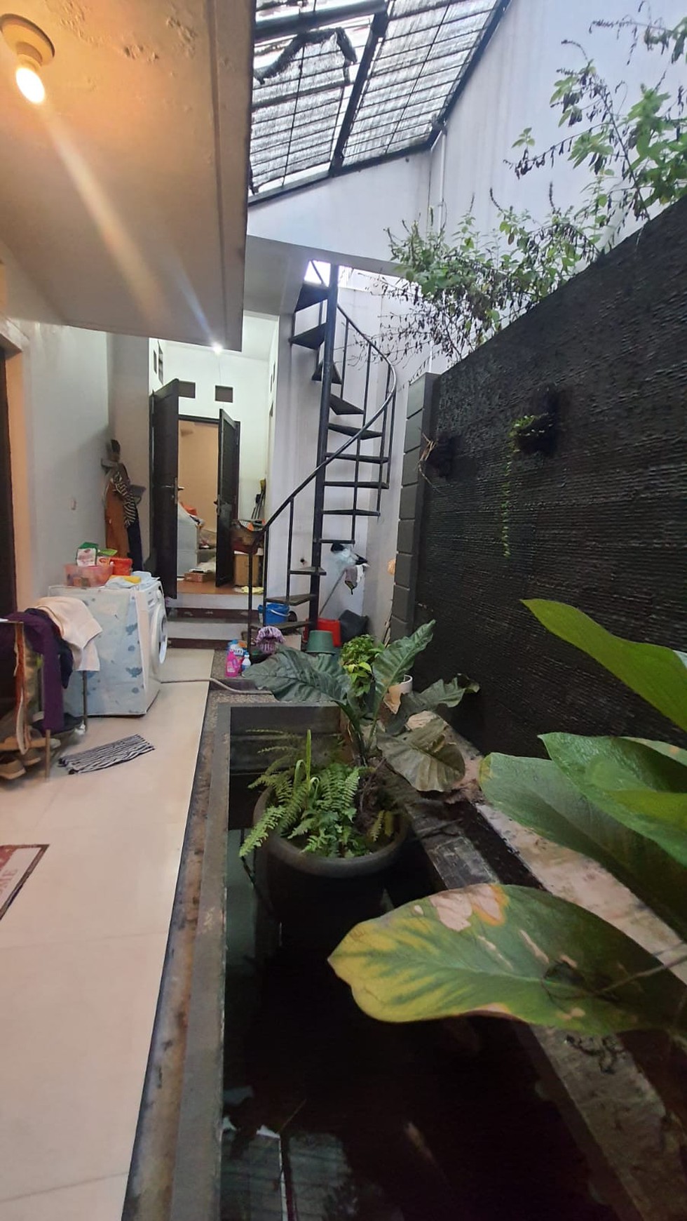 Rumah 2 Lantai Siap Huni dengan Hunian Nyaman dan Asri di Lengkapi dengan KT 3+1 dan KM 3+1 @Bintaro Sektor 9