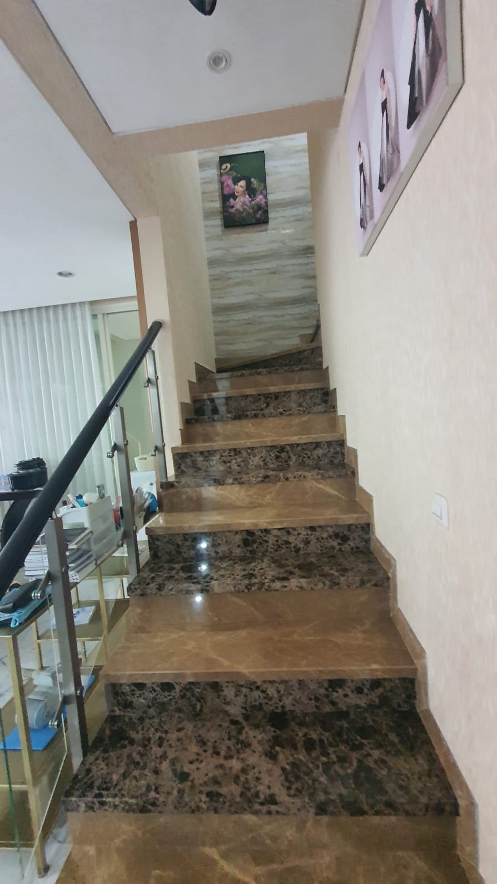 Dijual Rumah Stamford Citraland FULL Furnished Modern plus MARMER import - Taman Asri Luas