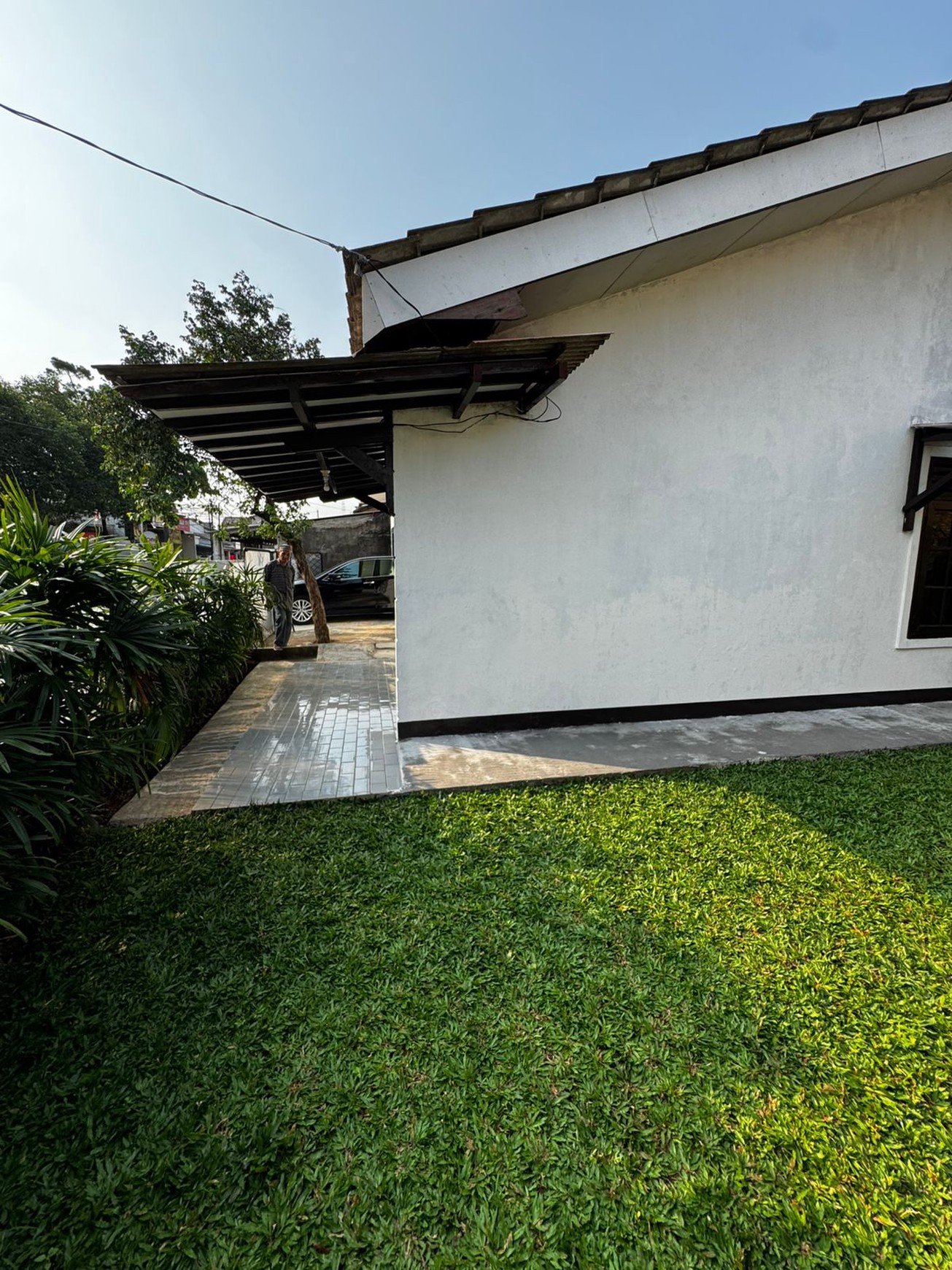 Rumah Luas di Cipadu 279 m&#xb2; Siap Huni Dengan Harga Terjangkau