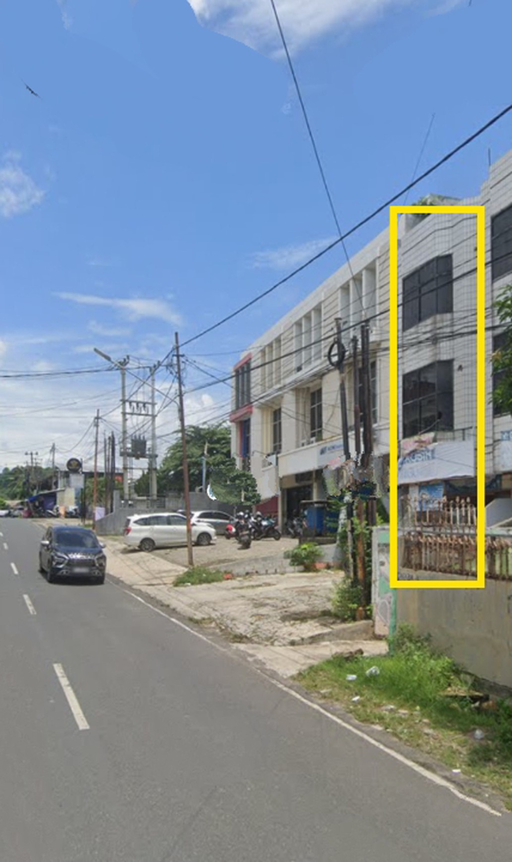 Ruko 3 lantai Jln. MH.Thamrin Gotong Royong Tanjung Karang Pusat, Bandar Lampung (Lampung)