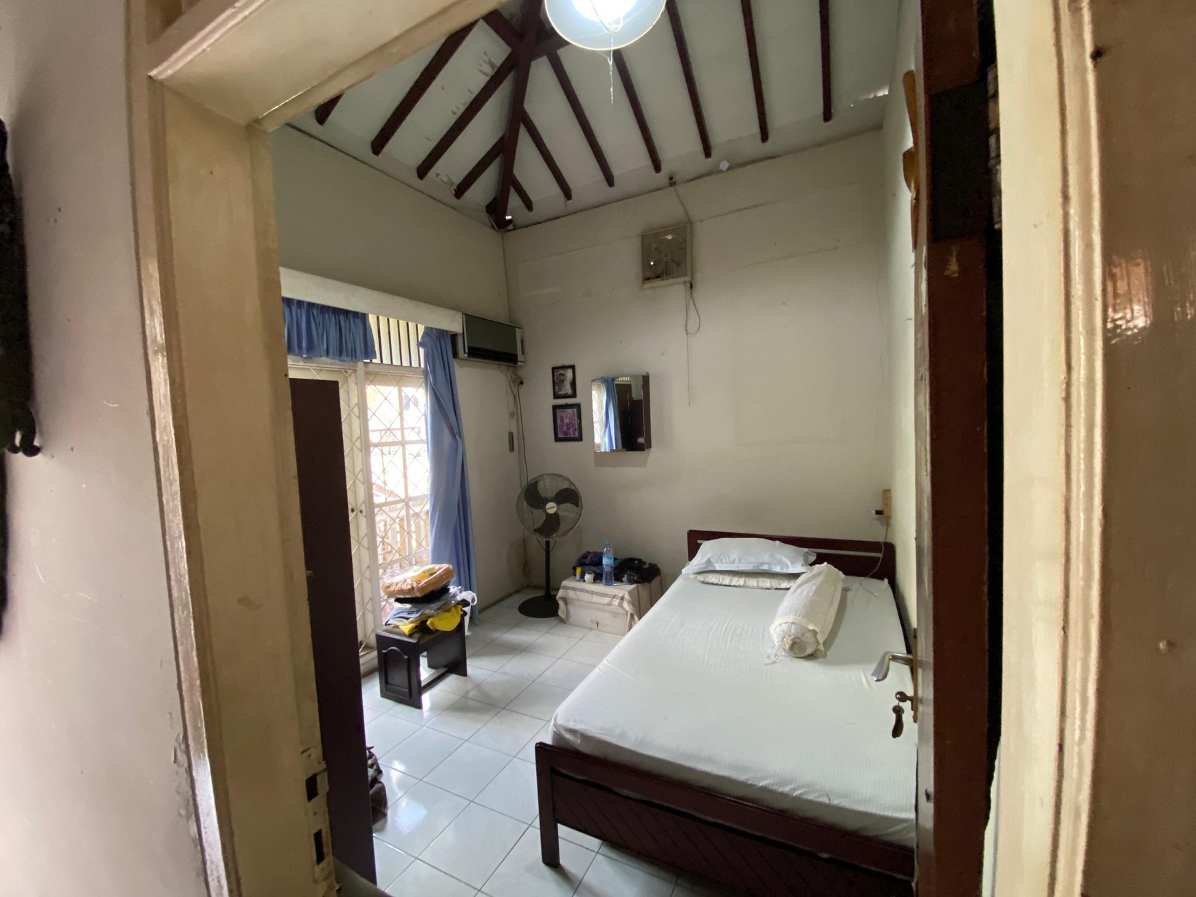Rumah Dijual di Jalan H Nawi - Lokasi Strategis, cocok untuk kos kosan