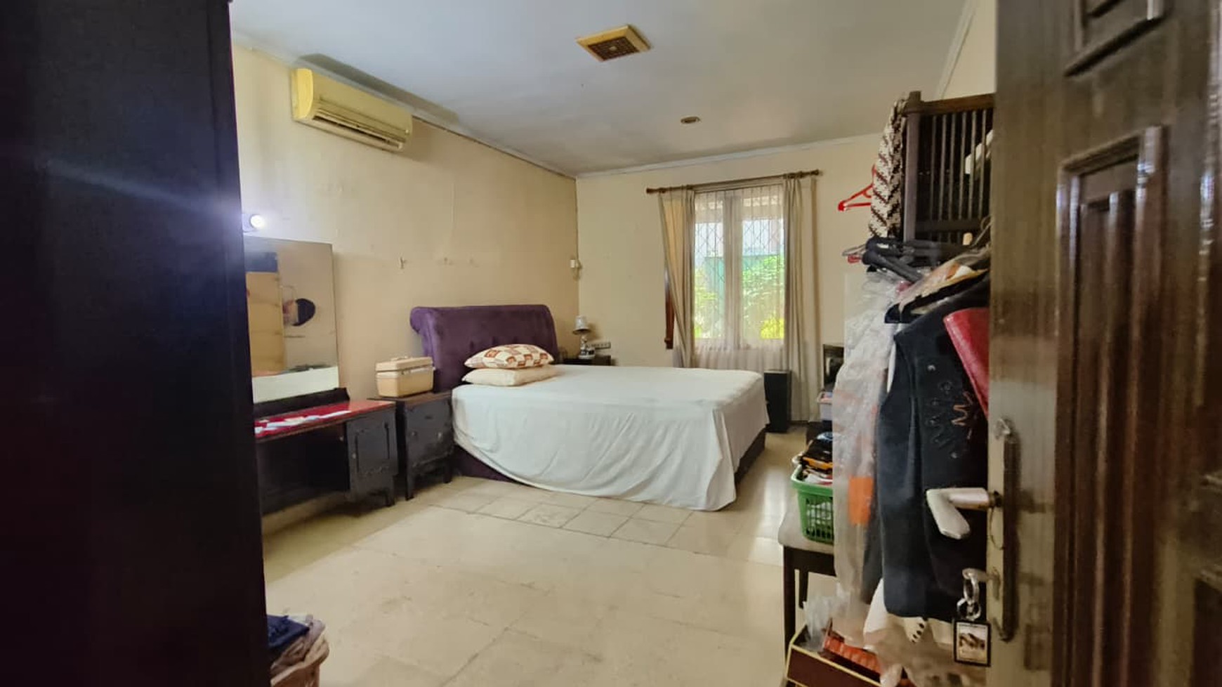 Rumah Dijual di Jalan H Nawi - Lokasi Strategis, cocok untuk kos kosan