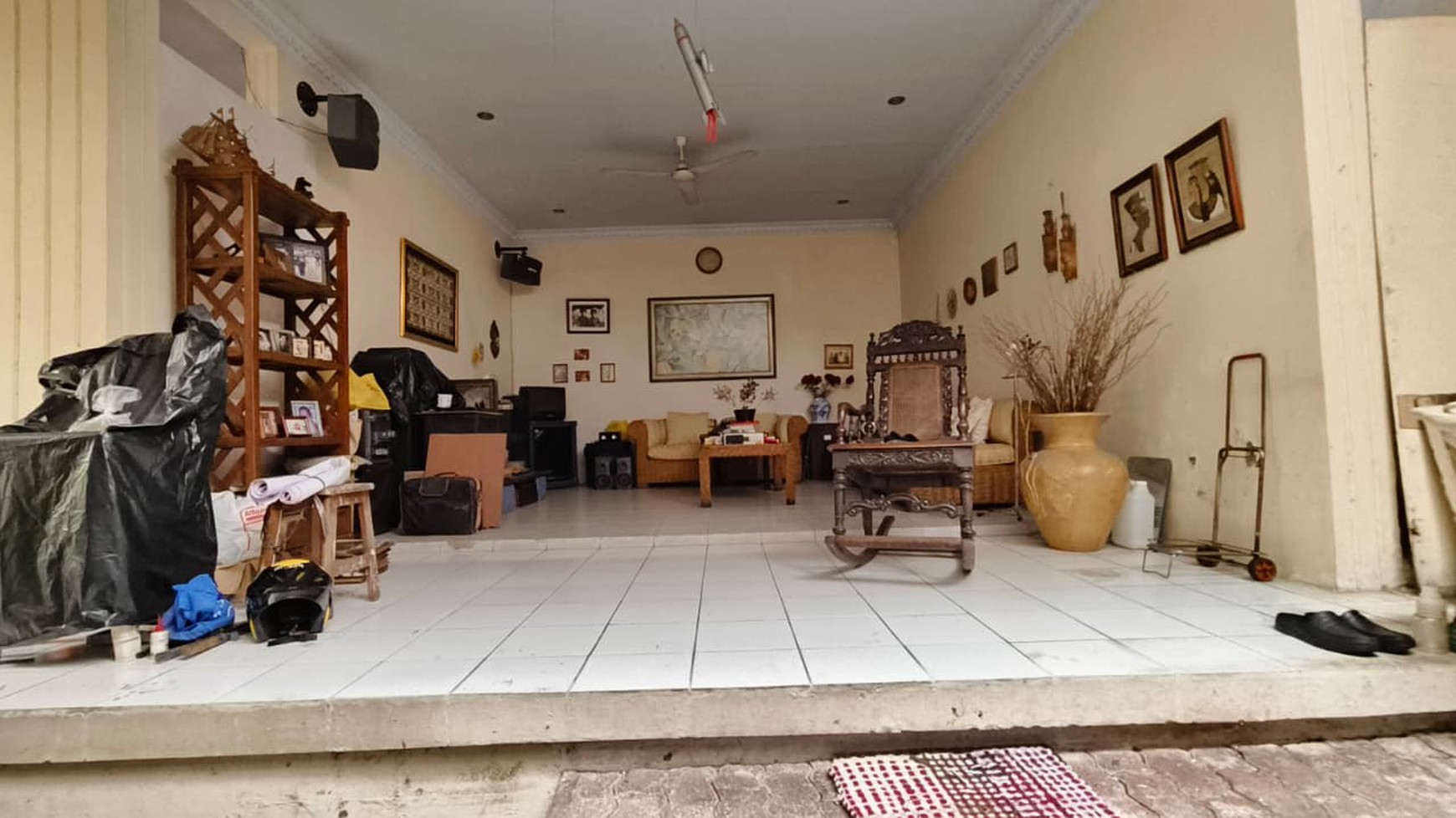Rumah Dijual di Jalan H Nawi - Lokasi Strategis, cocok untuk kos kosan