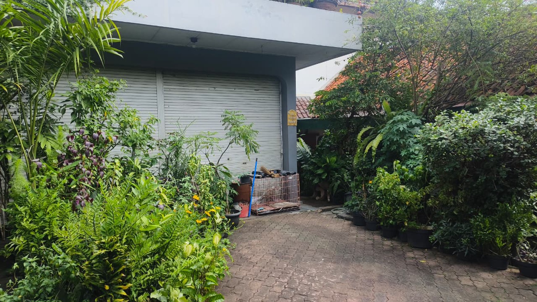 Rumah Dijual di Jalan H Nawi - Lokasi Strategis, cocok untuk kos kosan