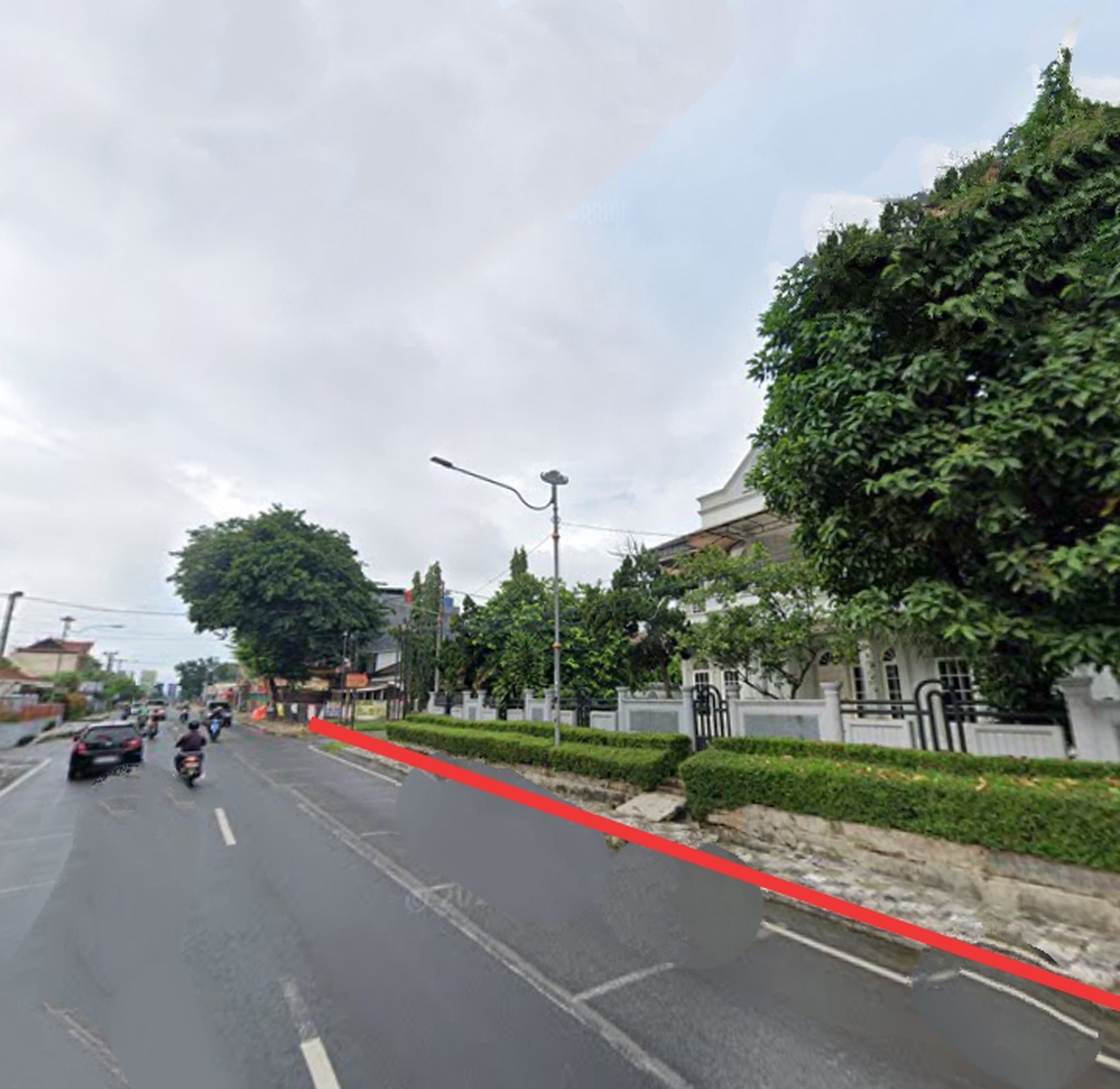 Rumah dua lantai dijalan Gatot Soebroto Pahoman Teluk Betung Utara, Bandar Lampung (Lampung)
