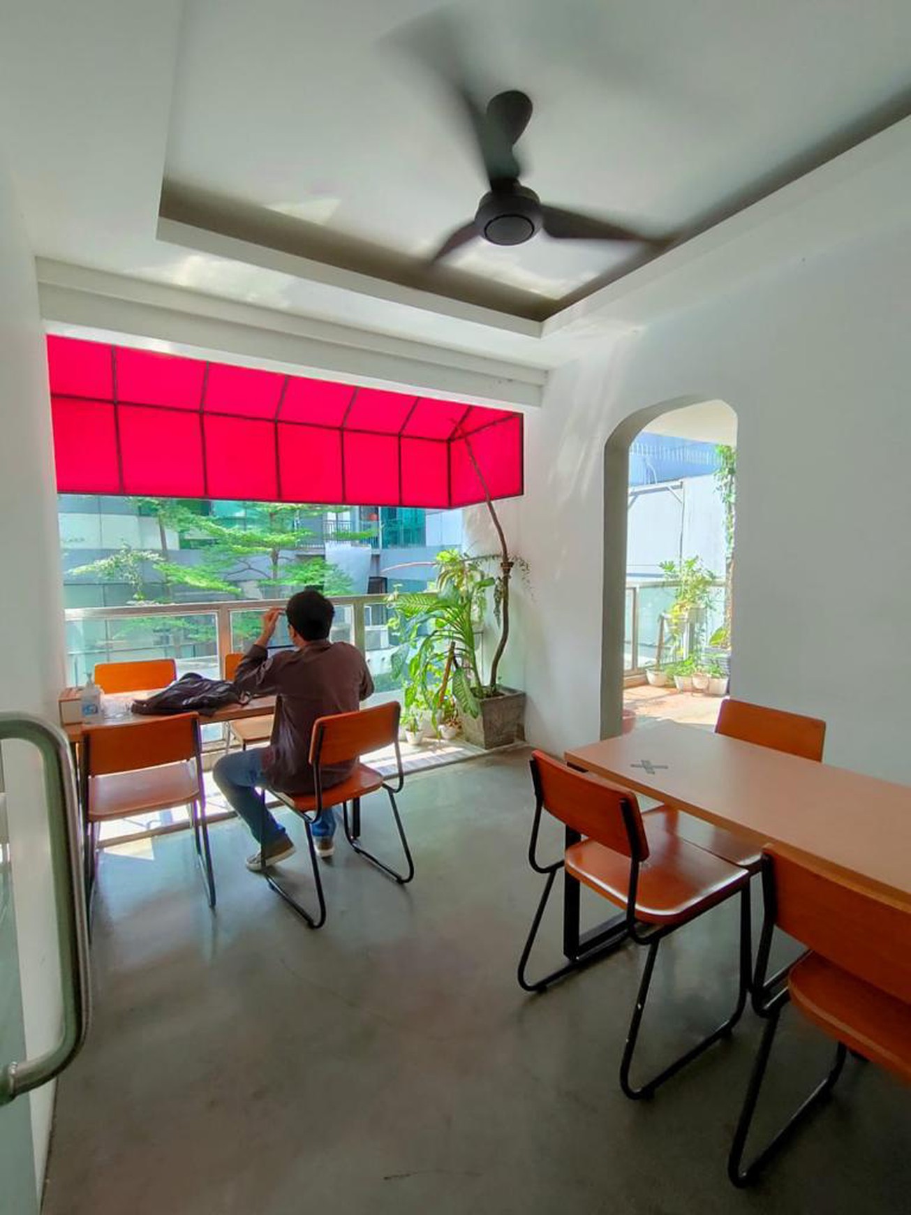 Dijual Ruko gandeng di Pusat Bisnis di Sahid Sudirman depan RS Murni Teguh Sudirman