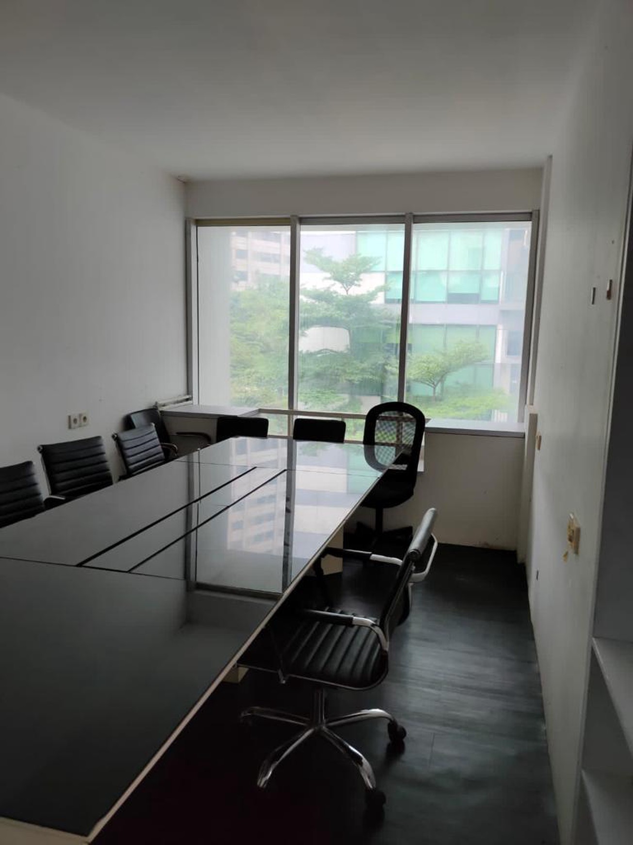 Dijual Ruko gandeng di Pusat Bisnis di Sahid Sudirman depan RS Murni Teguh Sudirman