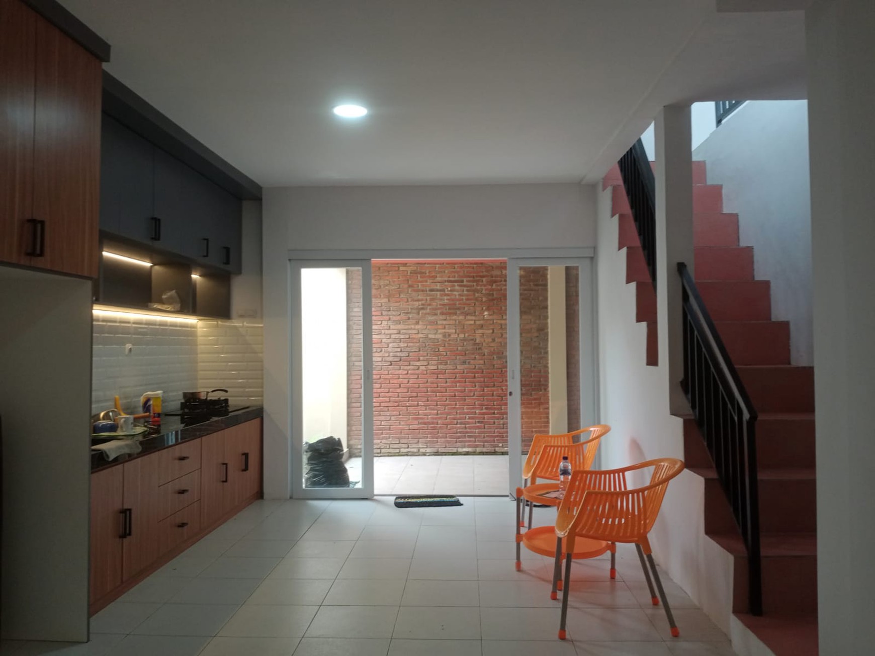 Rumah Tinggal Furnish Lokasi Dekat Stadion Moch Subroto, Magelang Utara