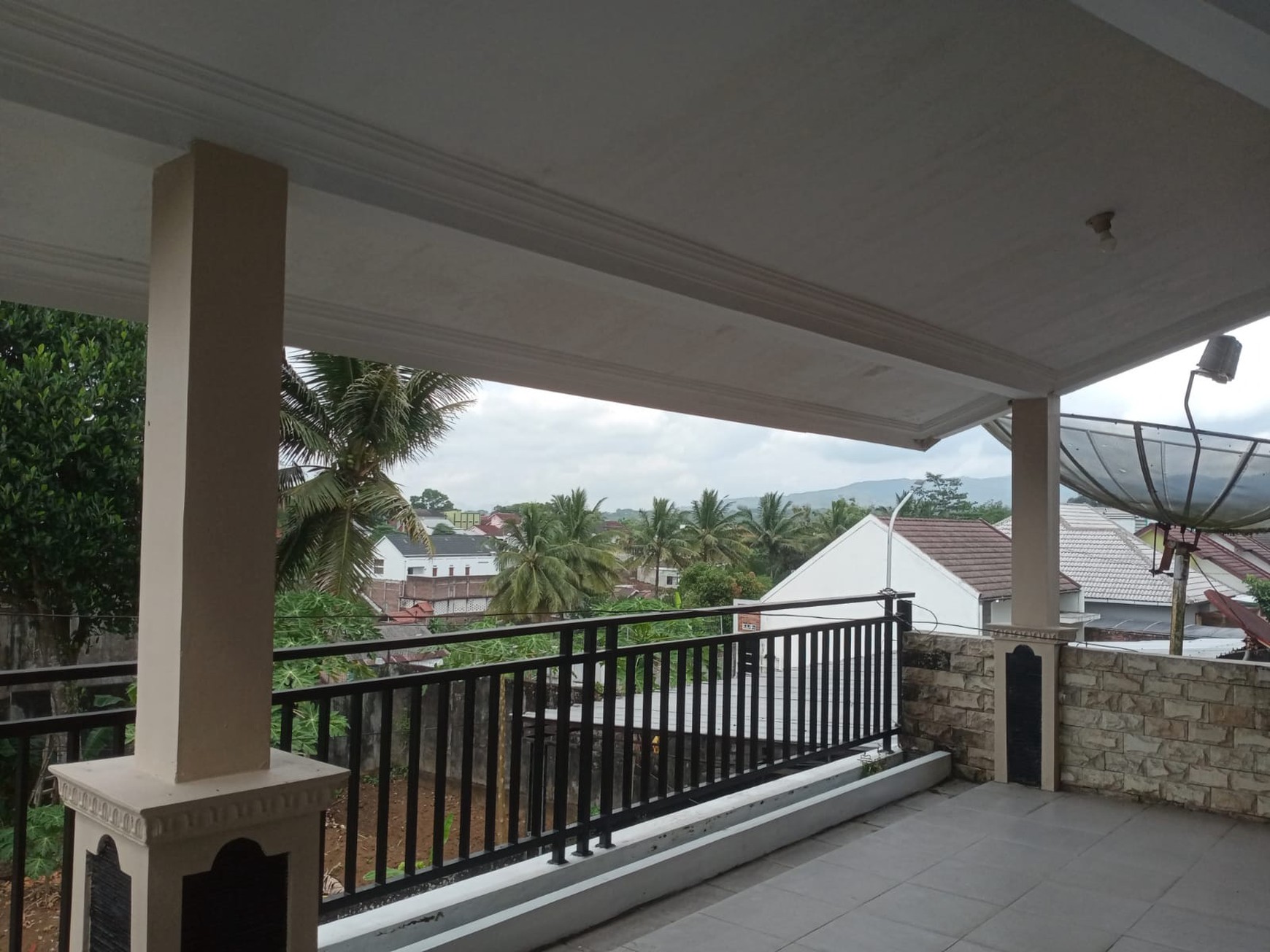 Rumah Tinggal Furnish Lokasi Dekat Stadion Moch Subroto, Magelang Utara
