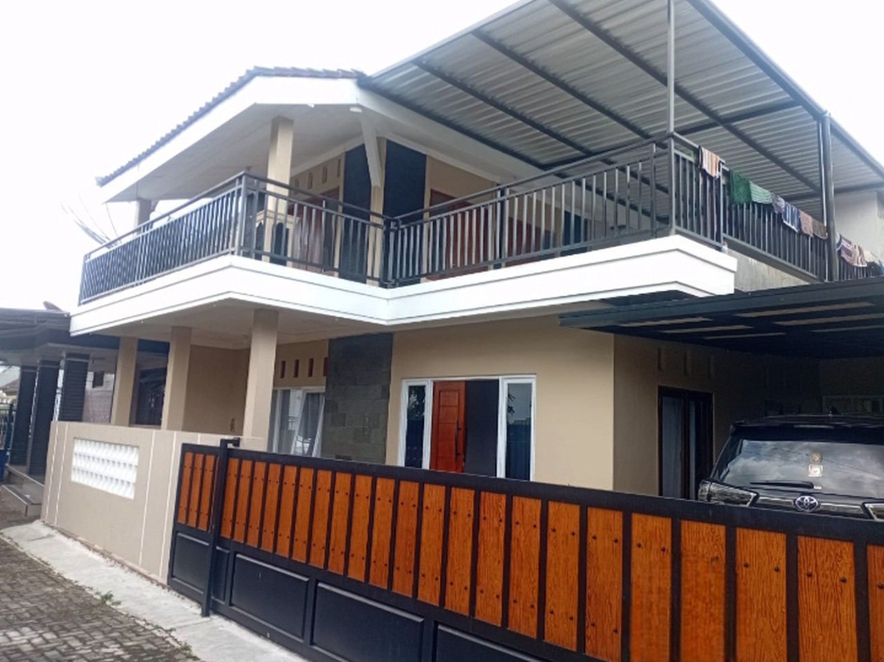 Rumah Tinggal Furnish Lokasi Dekat Stadion Moch Subroto, Magelang Utara