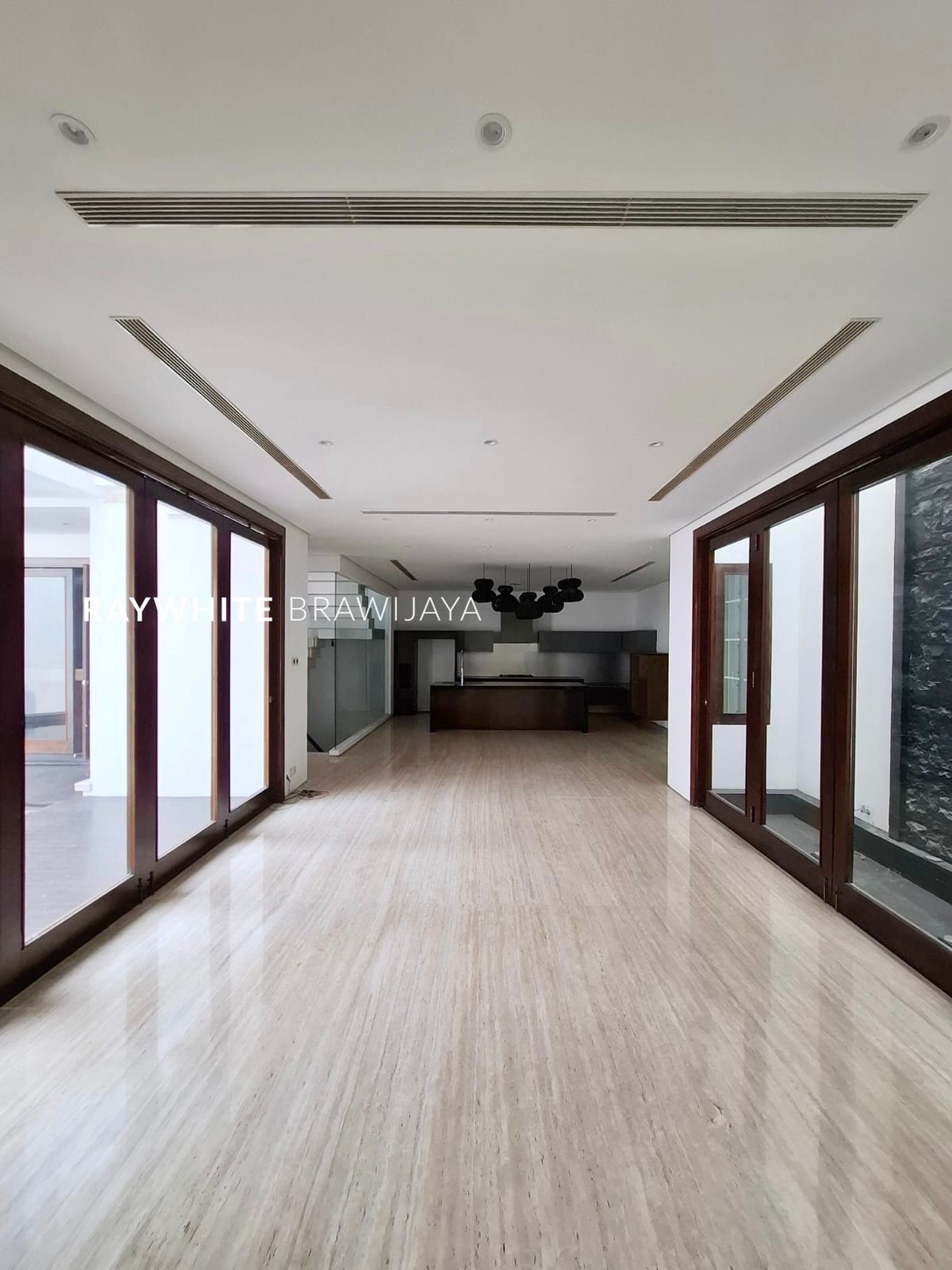 Rumah Modern Minimalis Area Pondok Indah