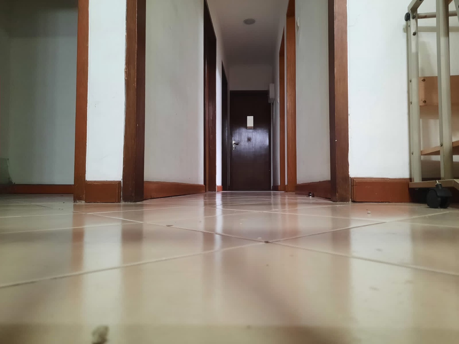Ruang Usaha Di Area Ramai Dan Strategis Di Kebayoran Baru, Jakarta Selatan