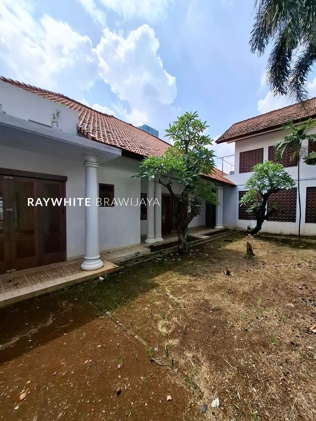 Rumah Siap Huni Area Kebayoran Baru Lingkungan Tenang