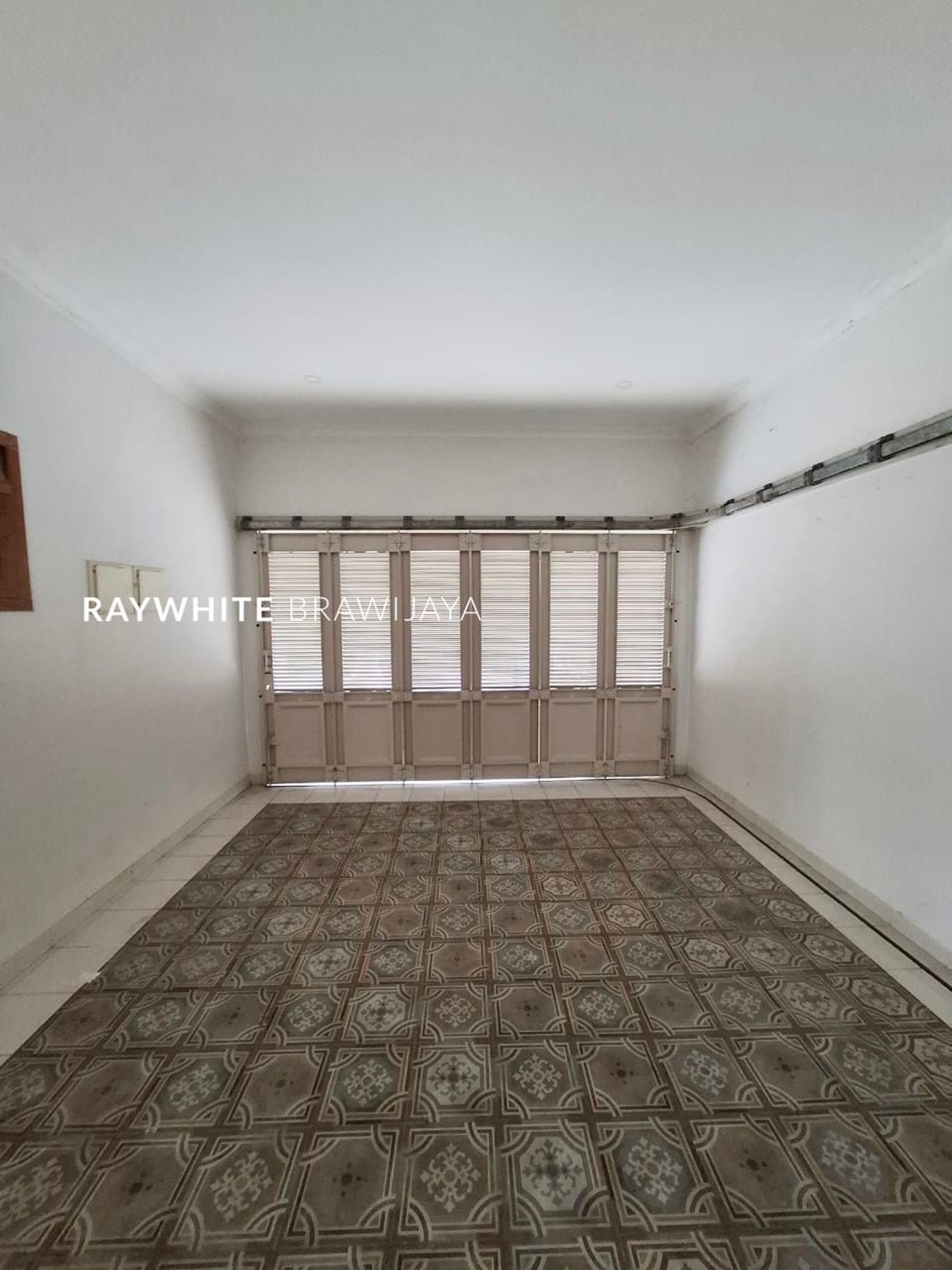 Rumah Siap Huni Area Kebayoran Baru Lingkungan Tenang