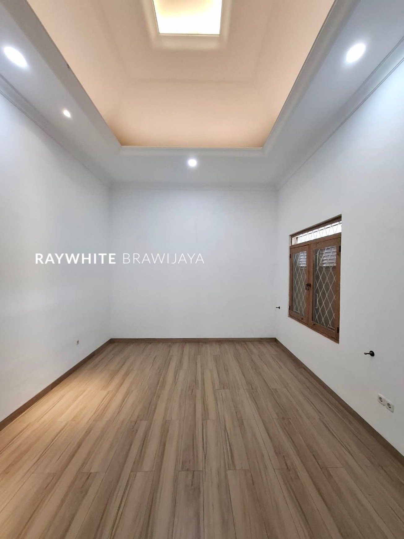 Rumah Siap Huni Area Kebayoran Baru Lingkungan Tenang