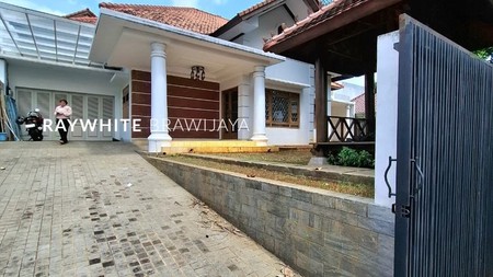 Rumah Siap Huni Area Kebayoran Baru Lingkungan Tenang
