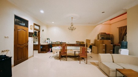 Dijual Rumah Modern, Strategis Lokasi di Kebayoran Baru, Jakarta Selatan 
