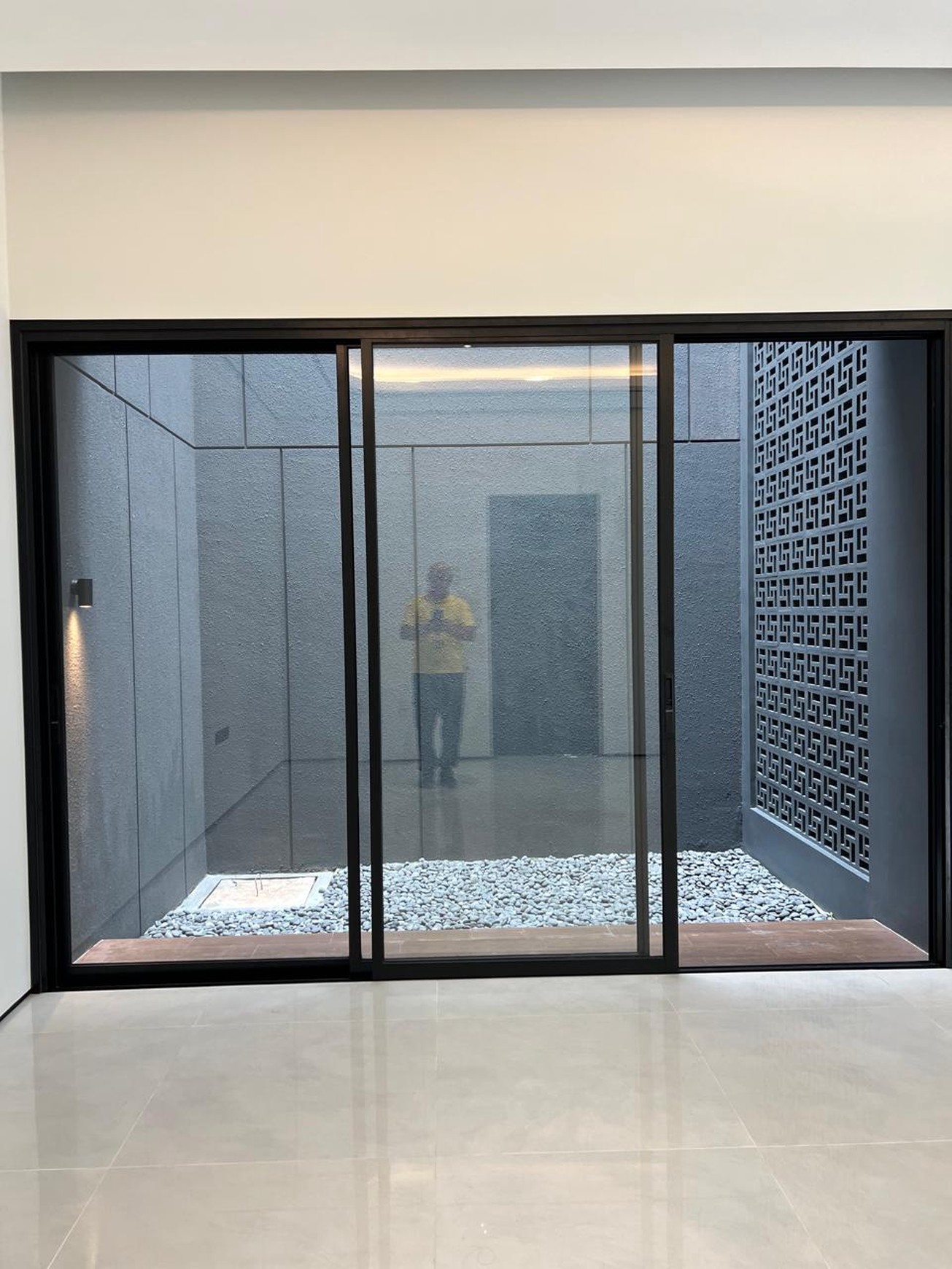 Rumah Futuristic di tengah BSD city Prestigia, Eminent